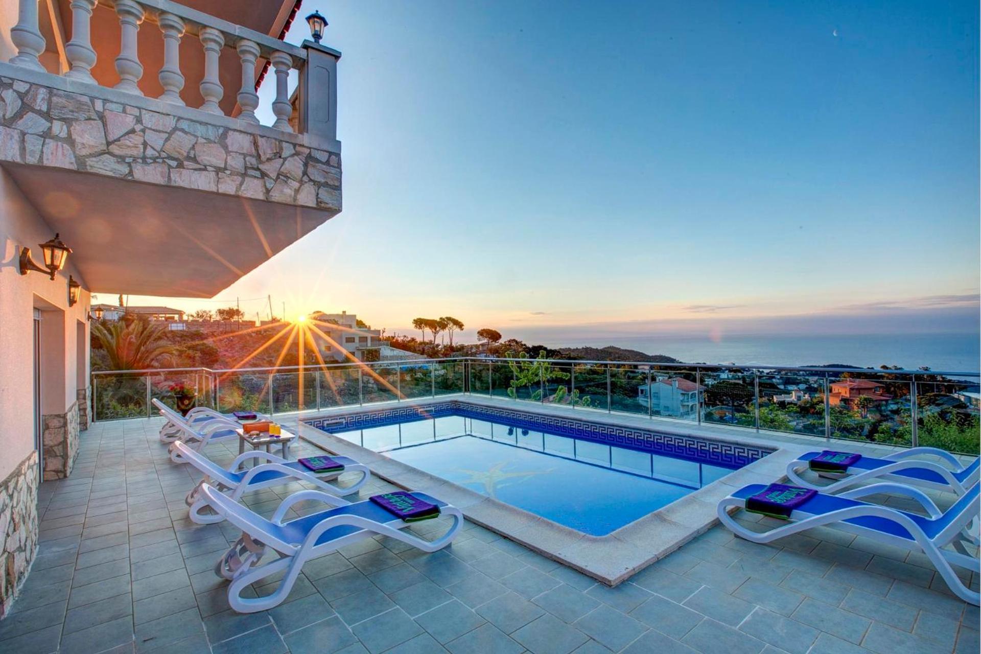 Villa Dami by Vintage Travel
