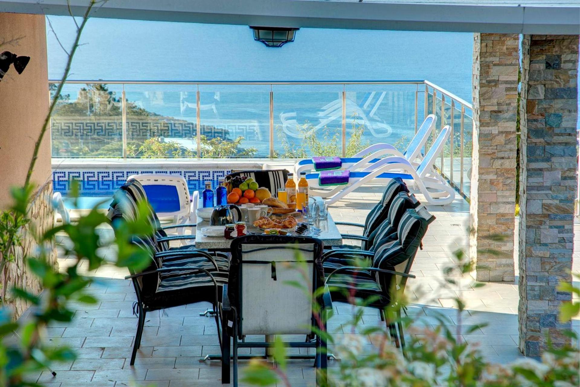 Villa Dami by Vintage Travel
