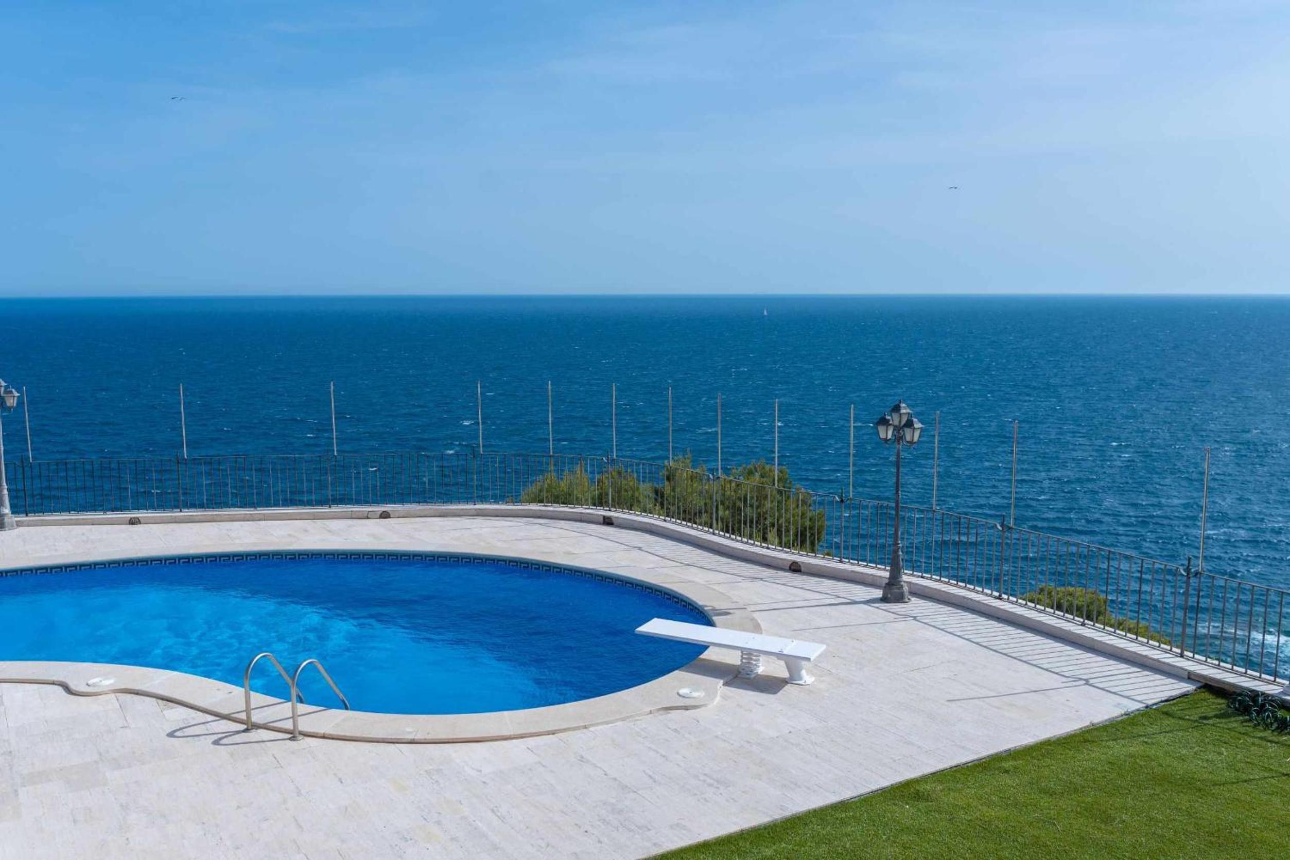 COSTA BRAVA SUITES Villa Bonavida