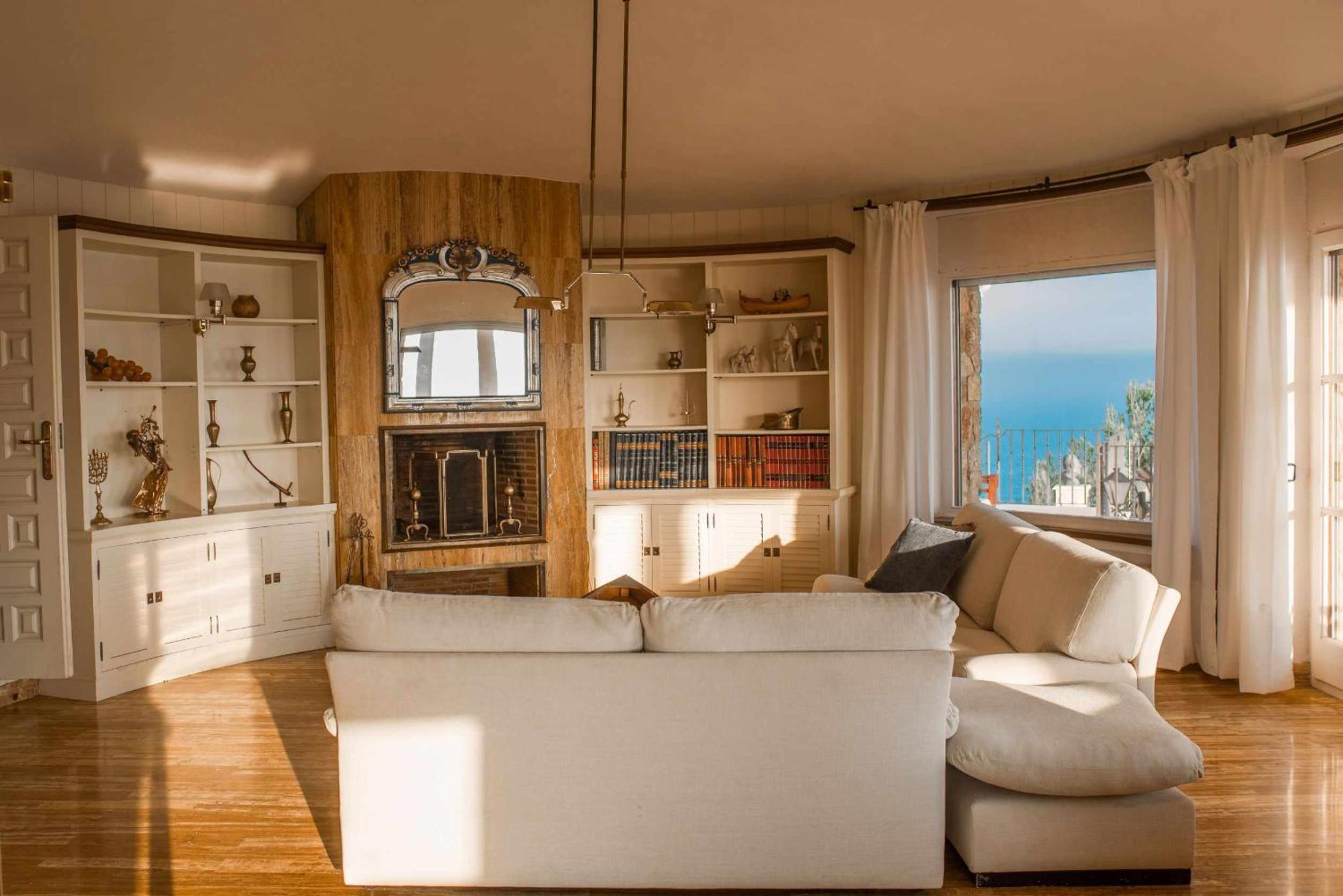 COSTA BRAVA SUITES Villa Bonavida