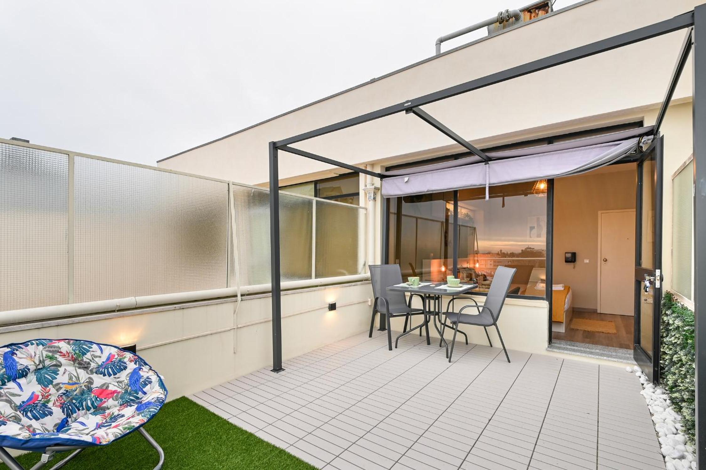 balance & terrace