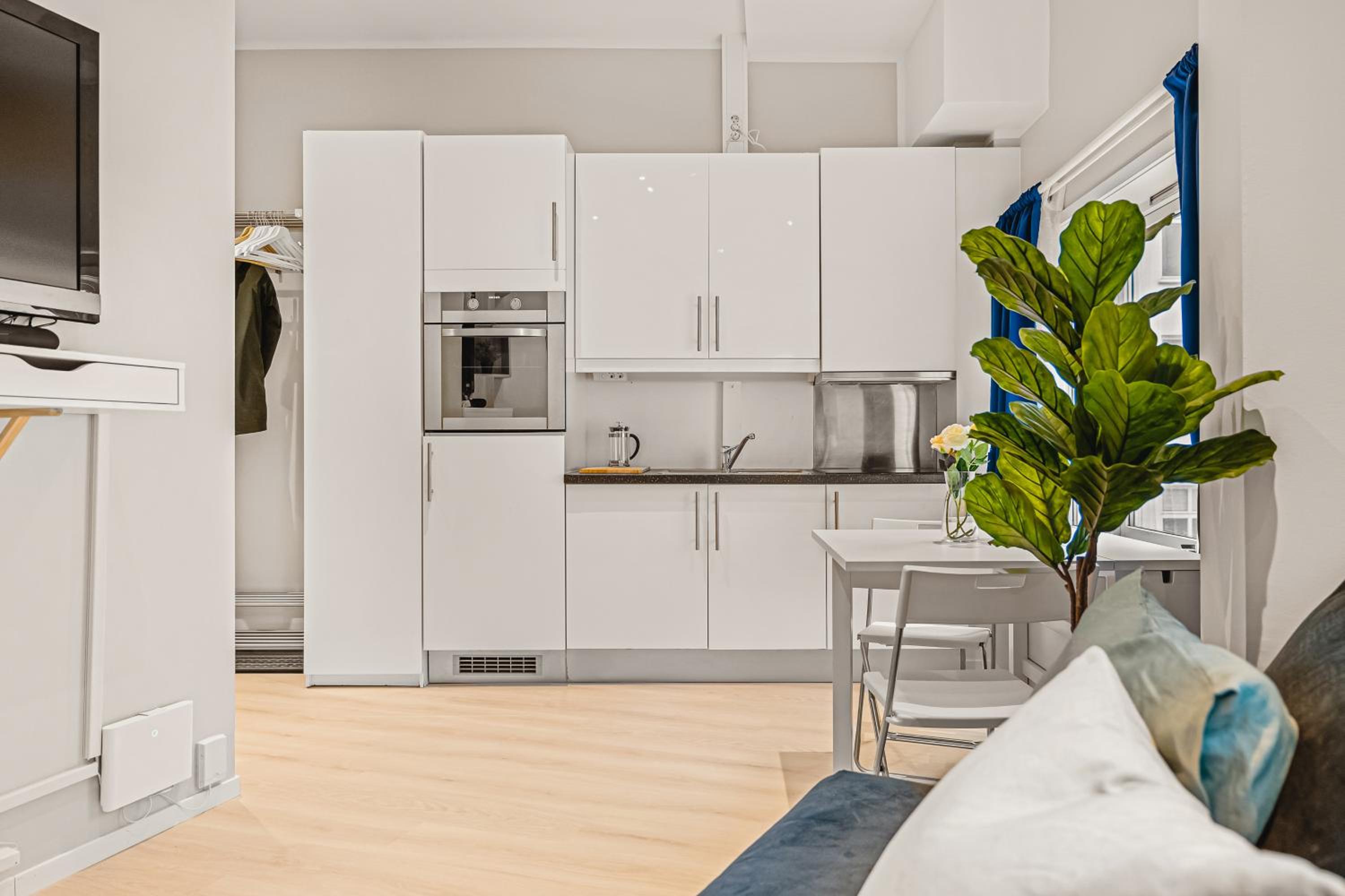 Dinbnb Apartments I Apartment Hotel at City Centre with Roof Terrace view 5