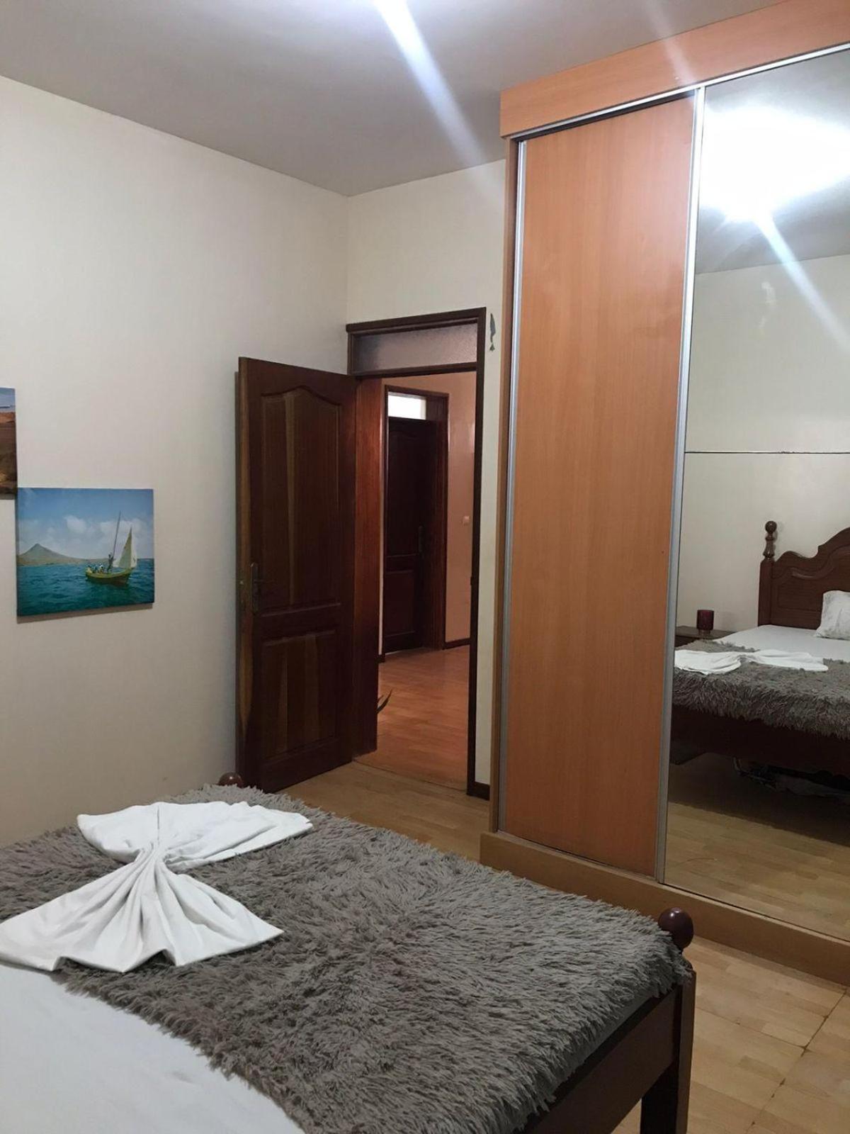 Tarrafal House