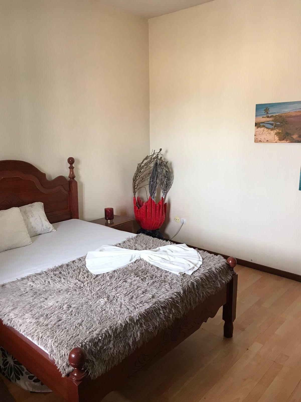 Tarrafal House