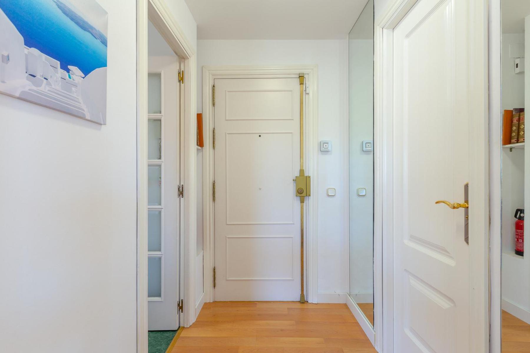 Apartamento con parking en el centro de Marbella