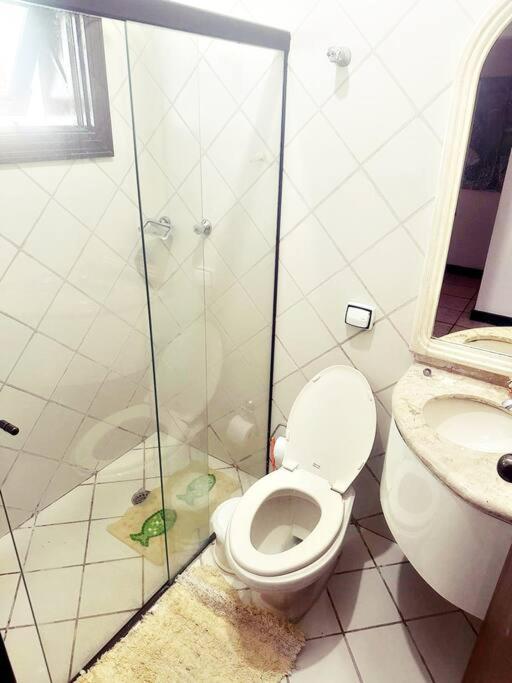 Casa luxuosa em Jd. Acapulco - Guarujá