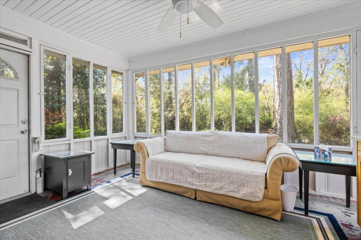 Little Zs-extended Stay Port Of Savannah view 3