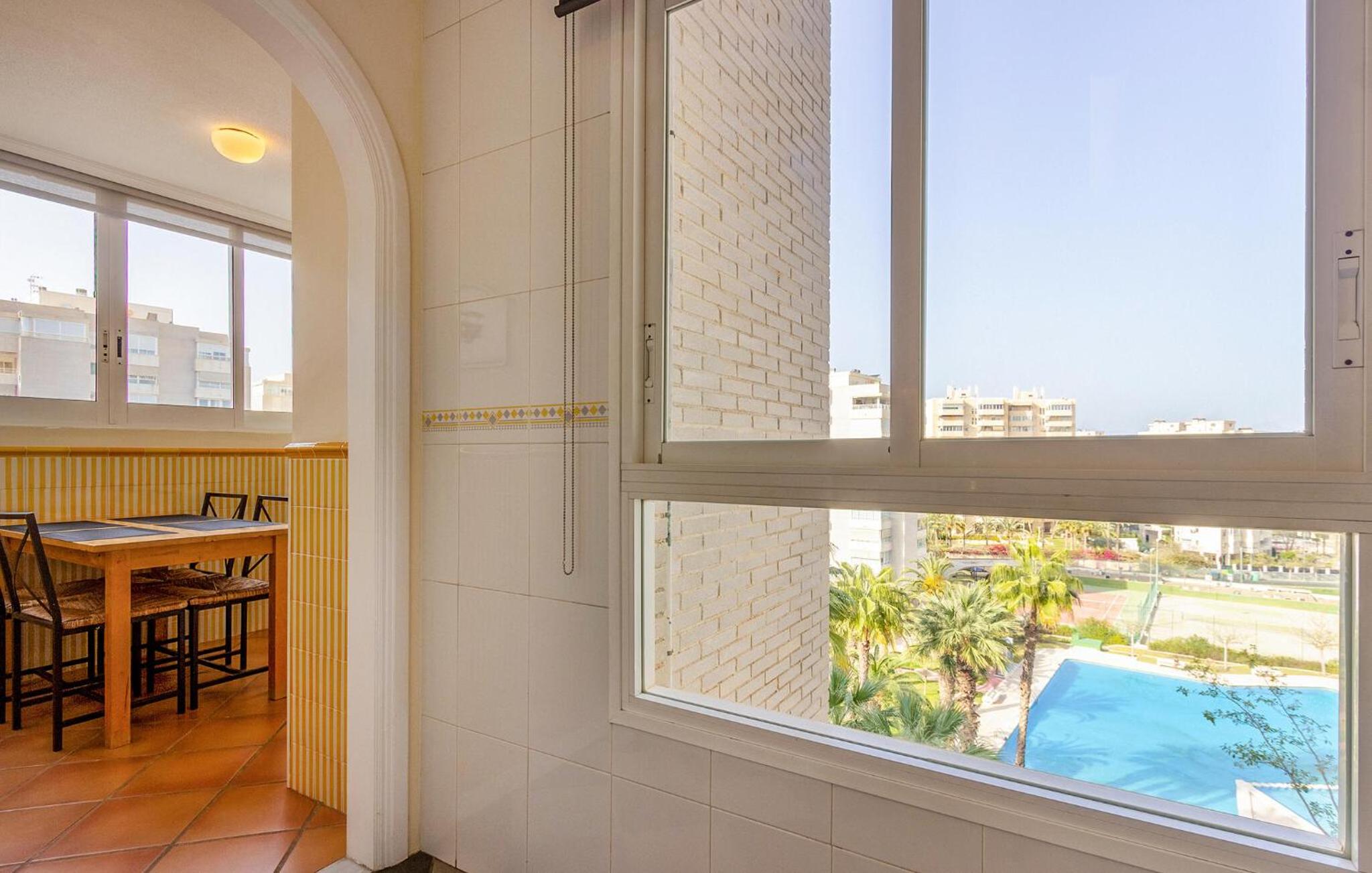 Lovely Apartment In Alacant With Wifi