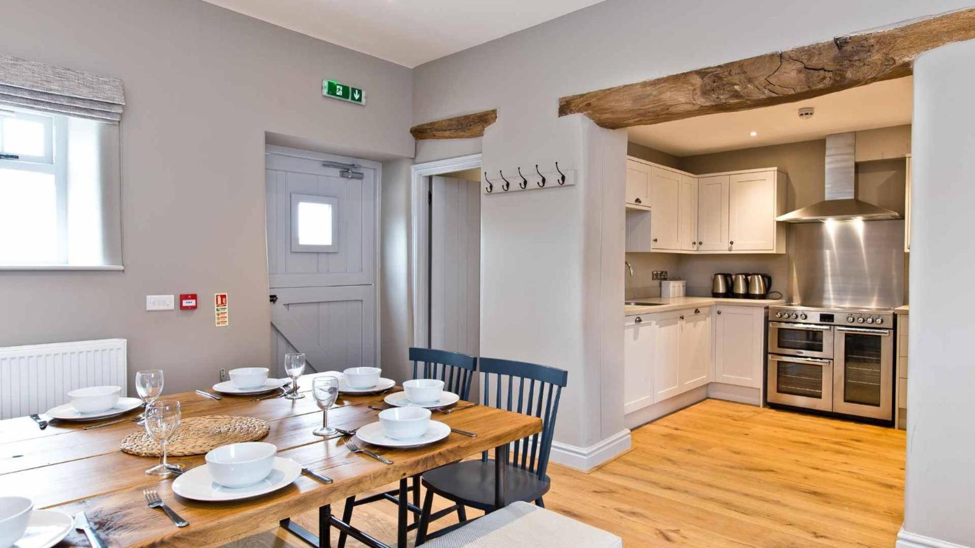 Manifold Farmhouse