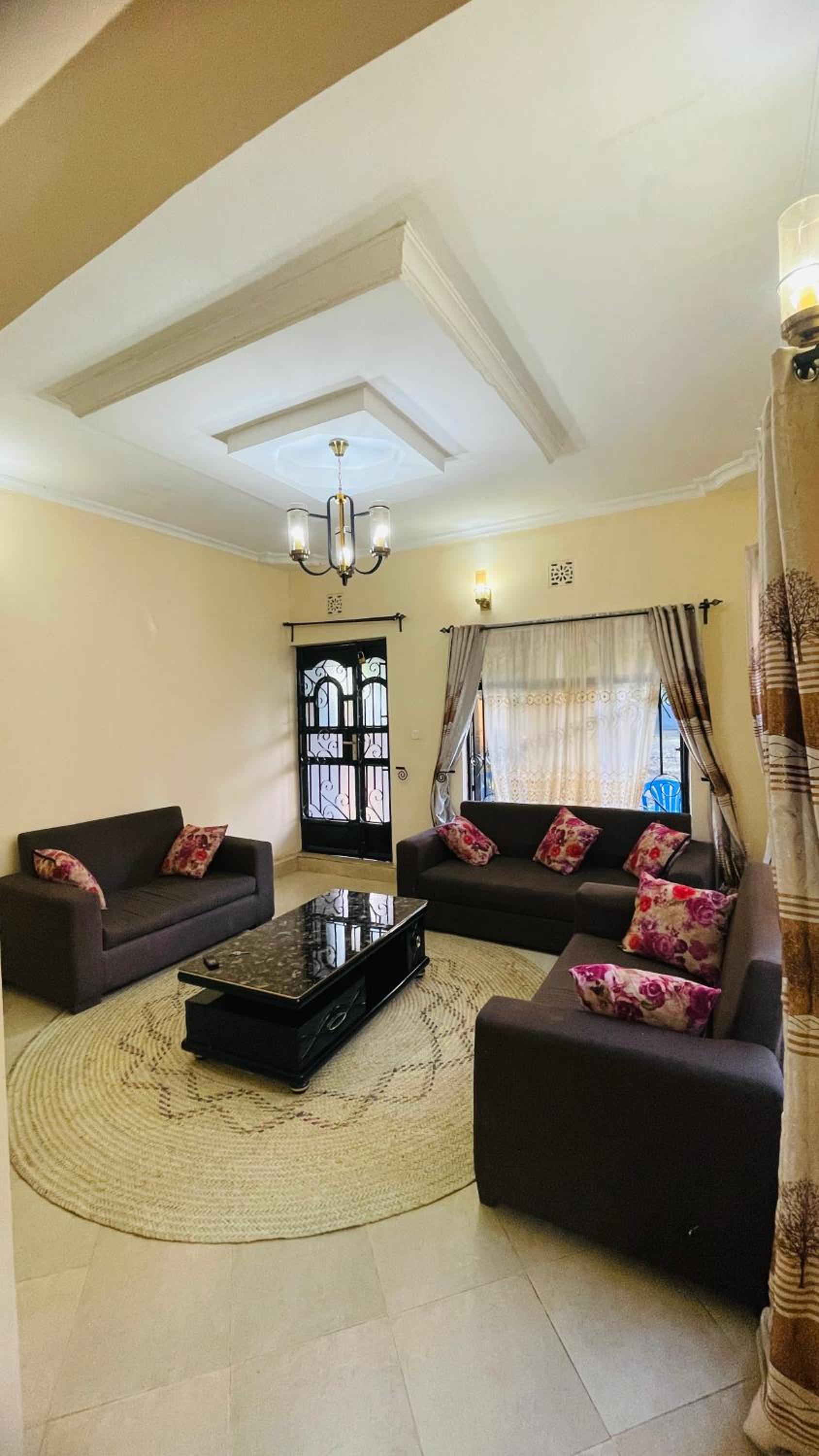 Msovi Hideaway