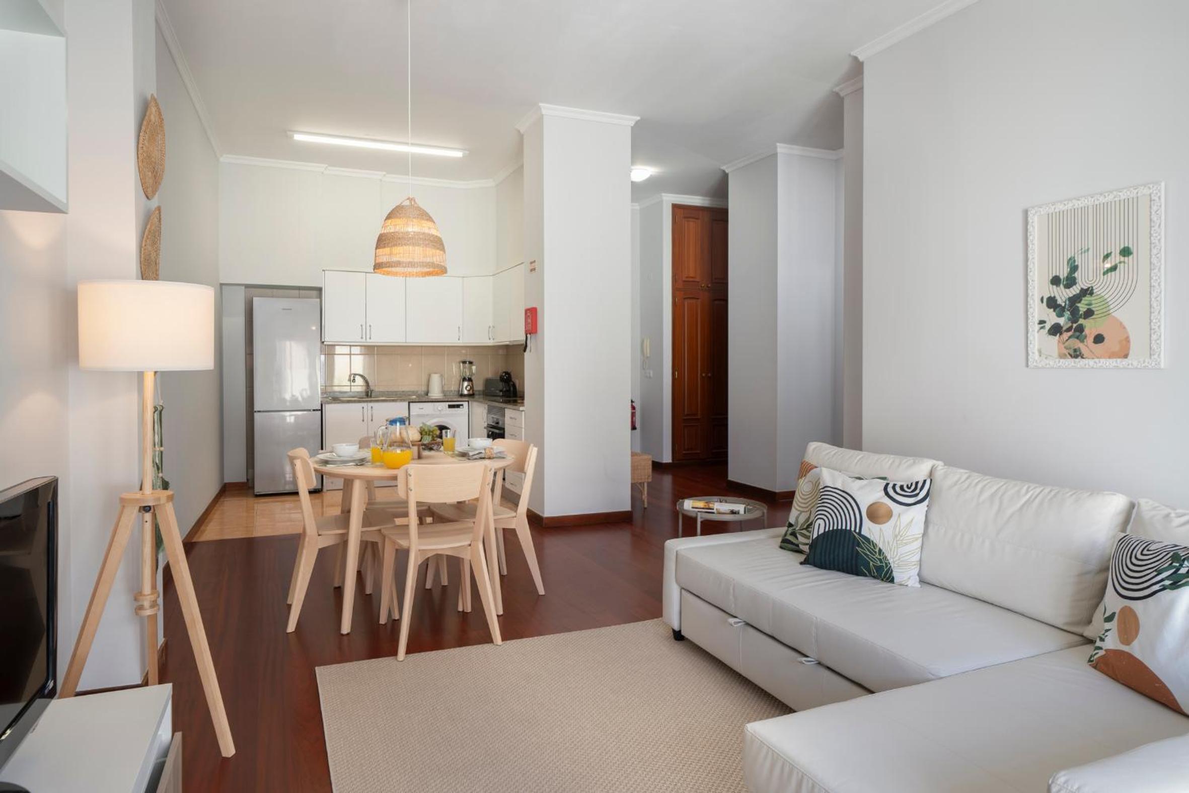 Apartamento do Carmo by An Island Apart