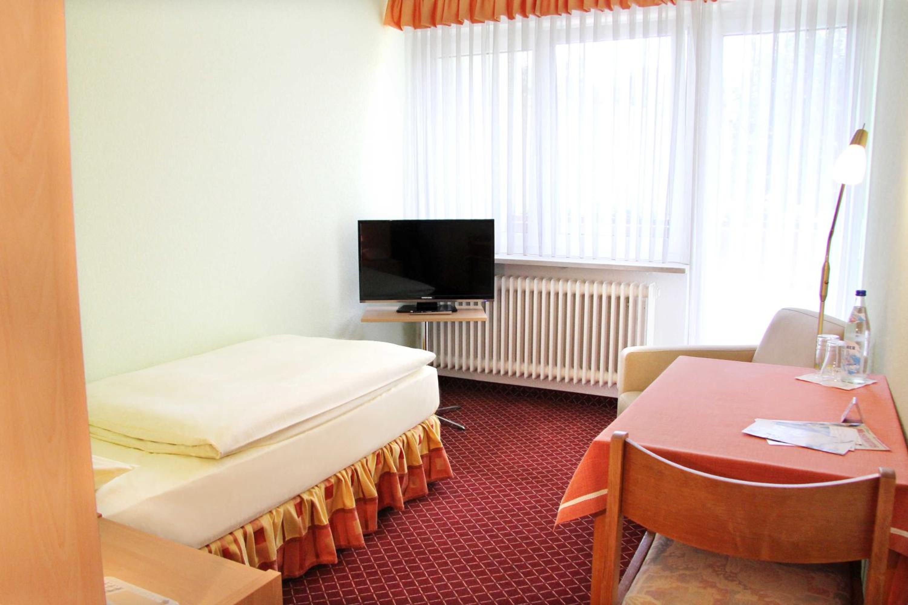 Hotel-Garni Goldener Schwan - Property Image 11