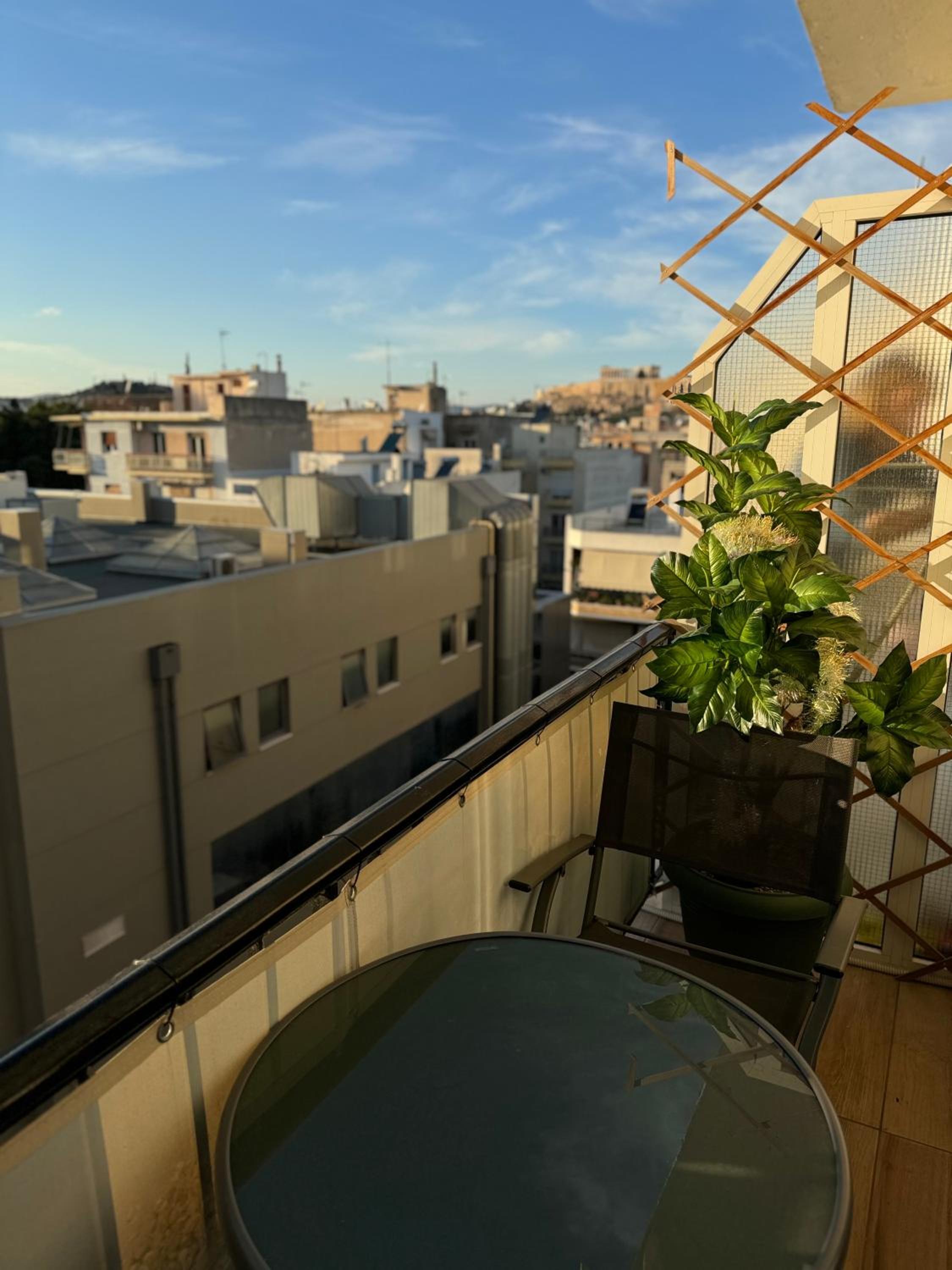 Cozy Suite with Acropolis View