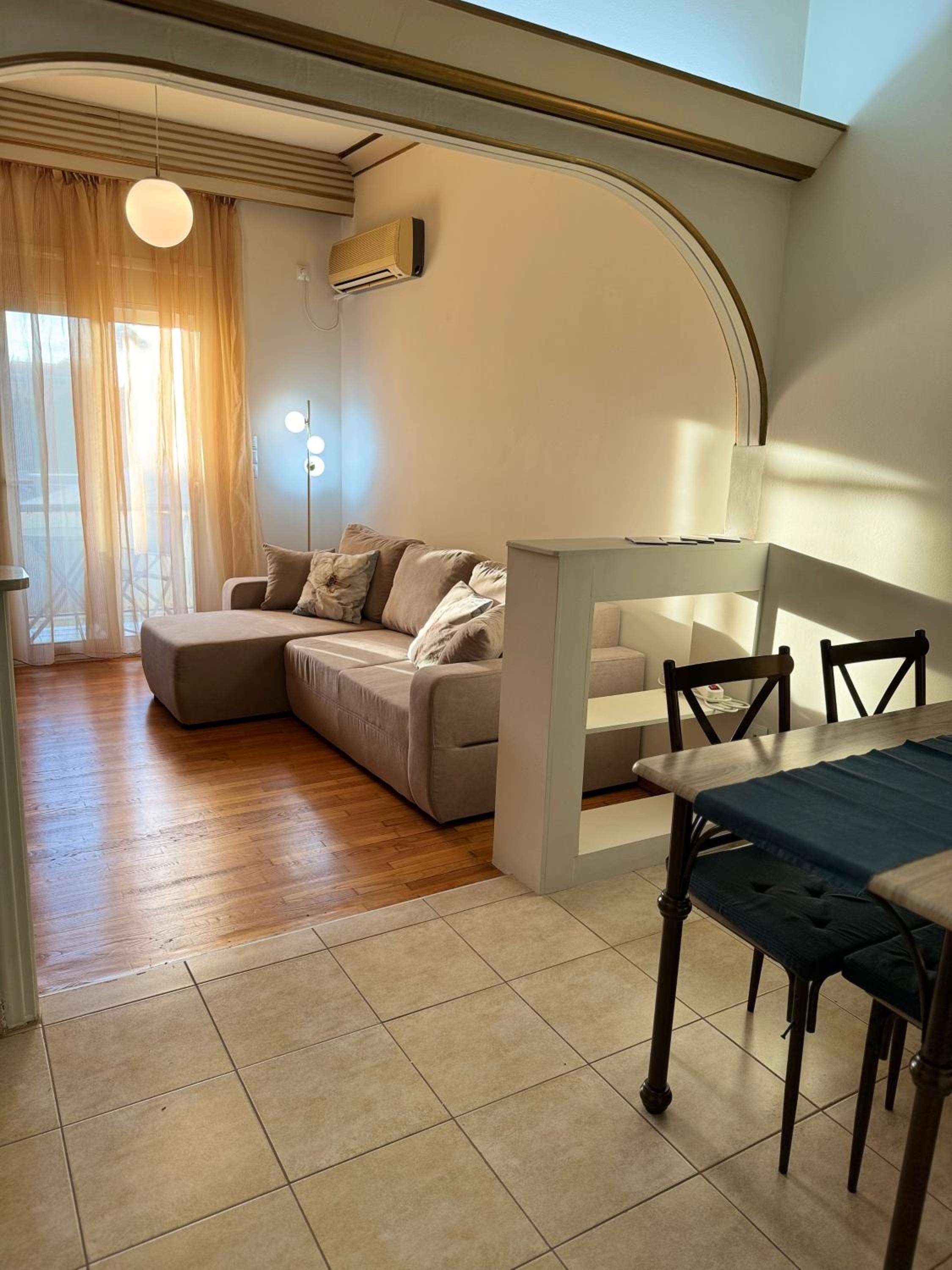 Cozy Suite with Acropolis View