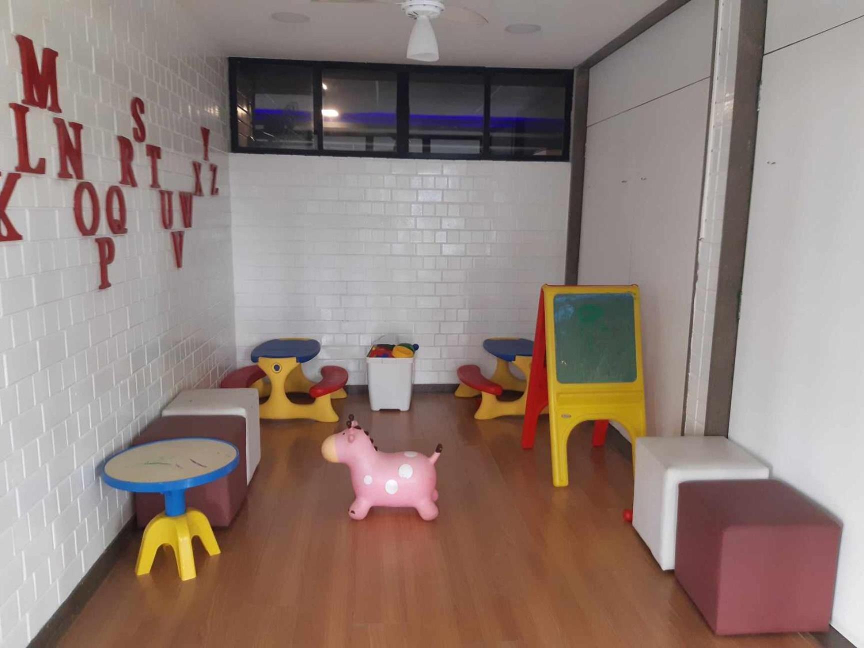 Apart na Praia da Barra da Tijuca ,Posto 6 Aptº inteiro para até 4 pessoas