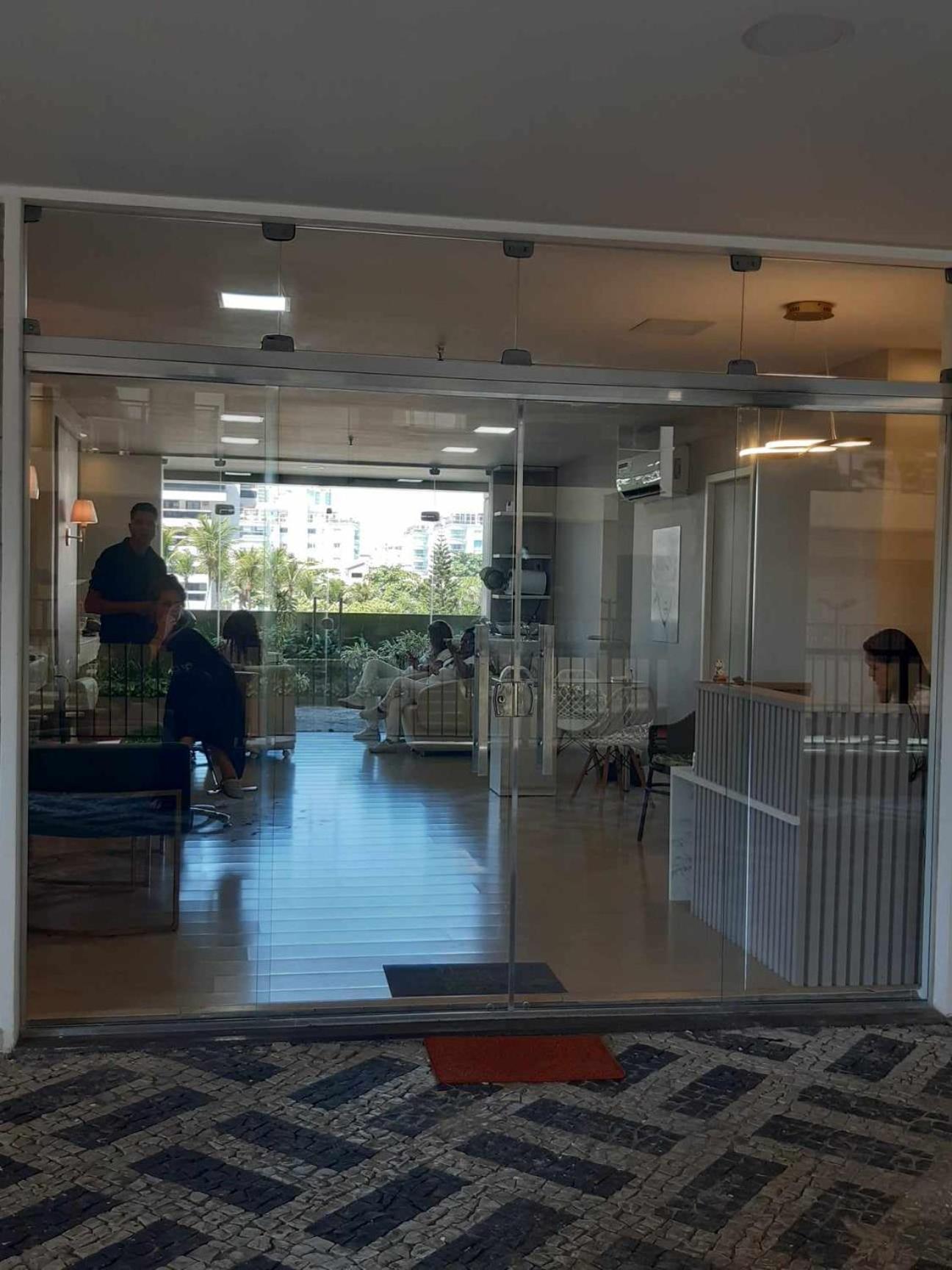 Apart na Praia da Barra da Tijuca ,Posto 6 Aptº inteiro para até 4 pessoas