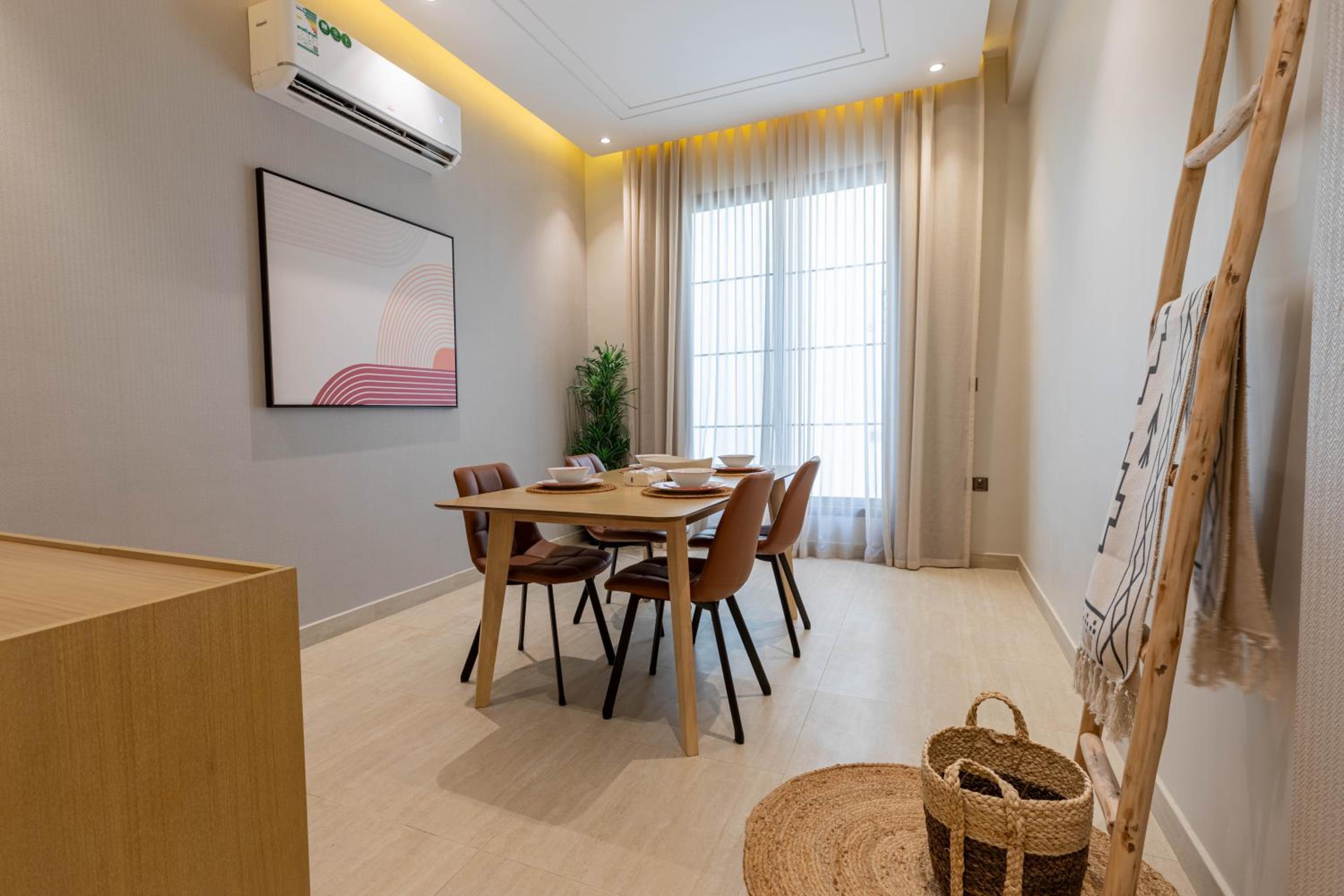 Amber Hospitality - Al Izdihar