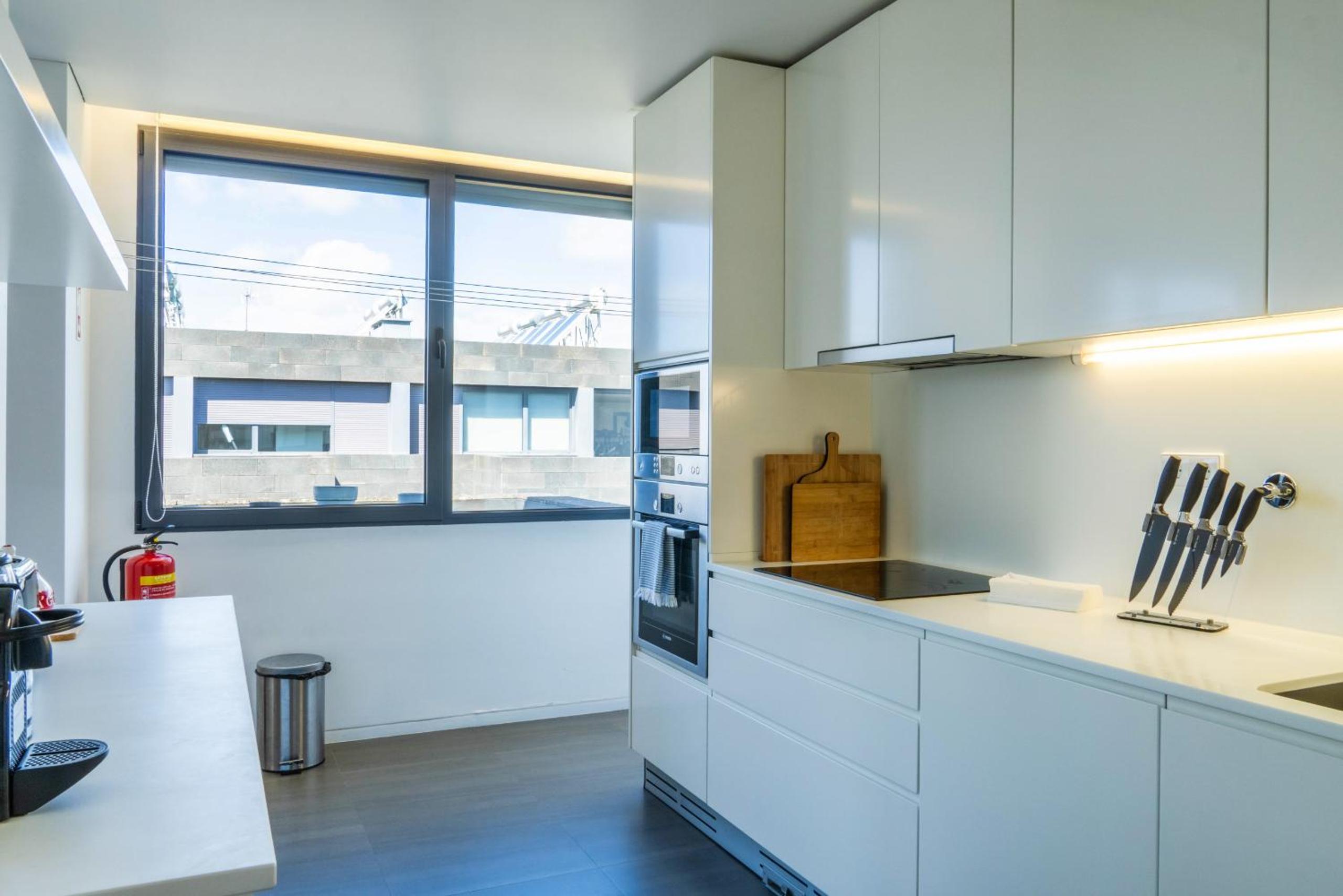 Wave Break Apartment