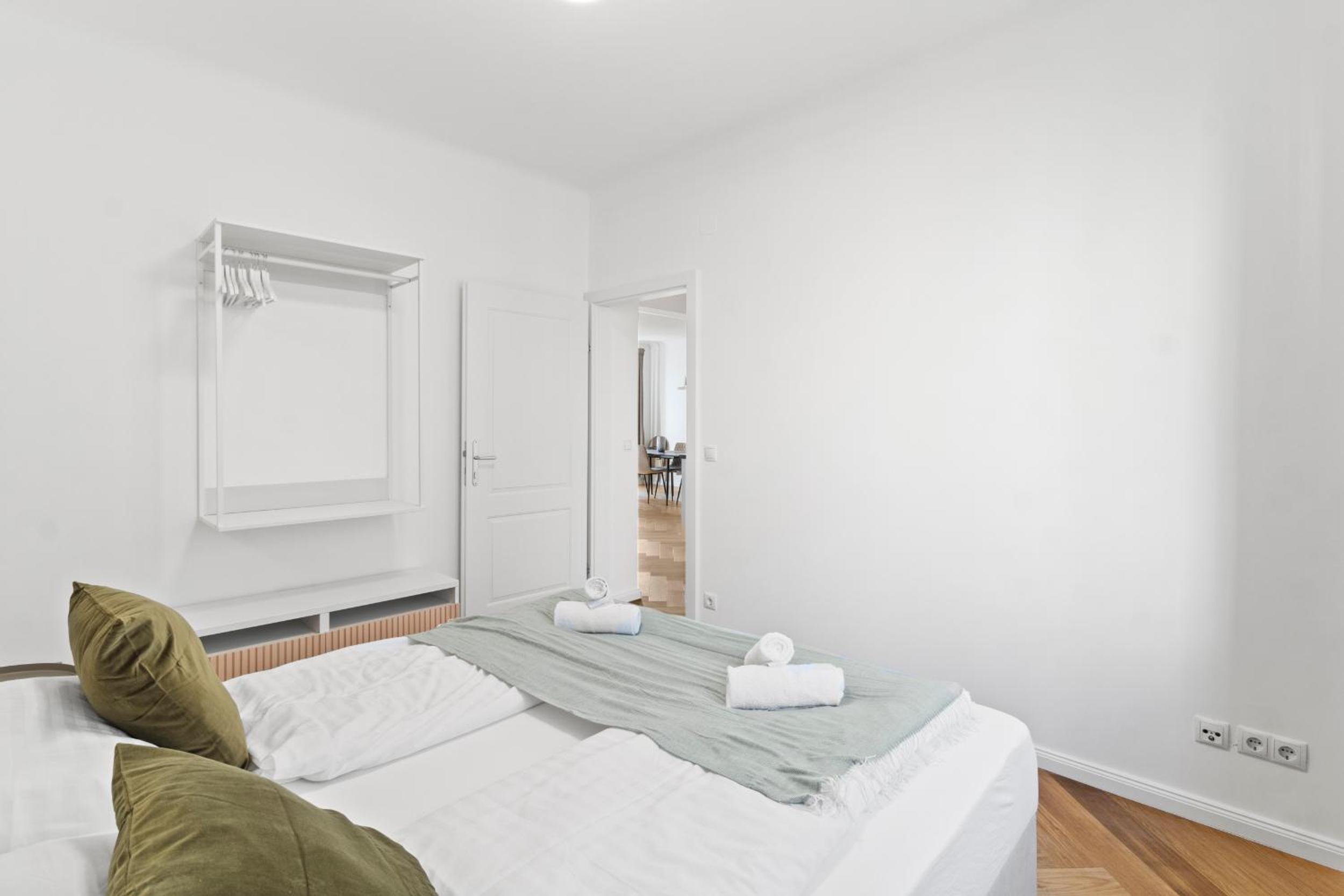 FeelHome-Balkon-Zentrum-6 Gäste-WiFi-Smart TV