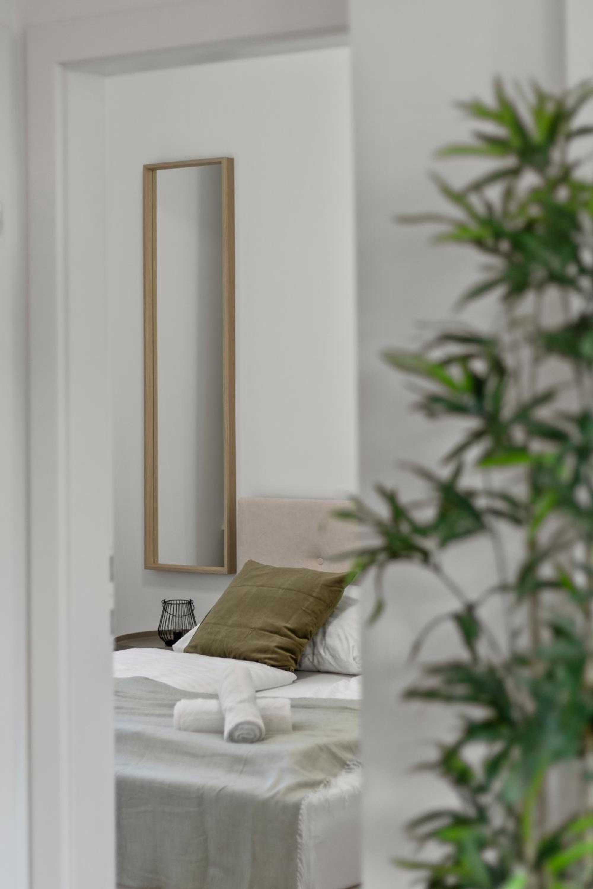 FeelHome-Balkon-Zentrum-6 Gäste-WiFi-Smart TV