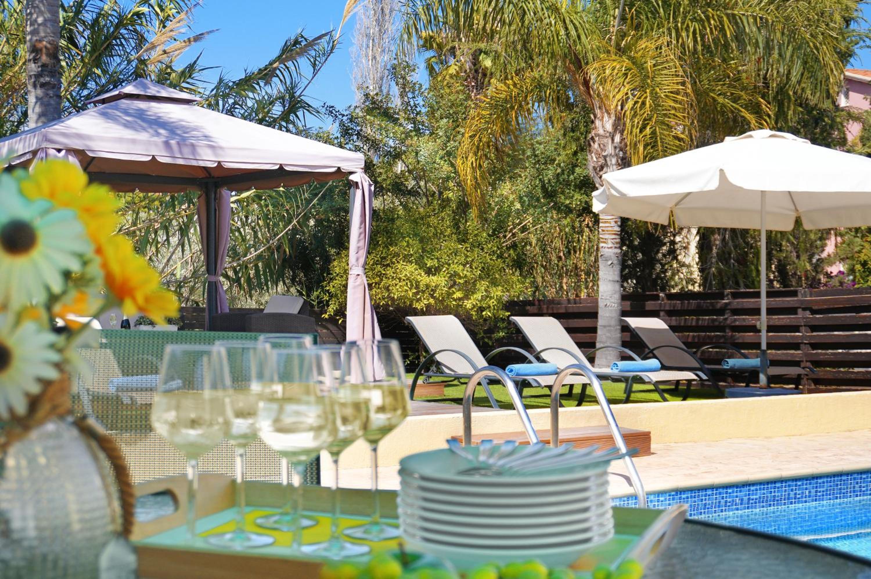 Villa Crystalia - 350m from Kalamies Beach