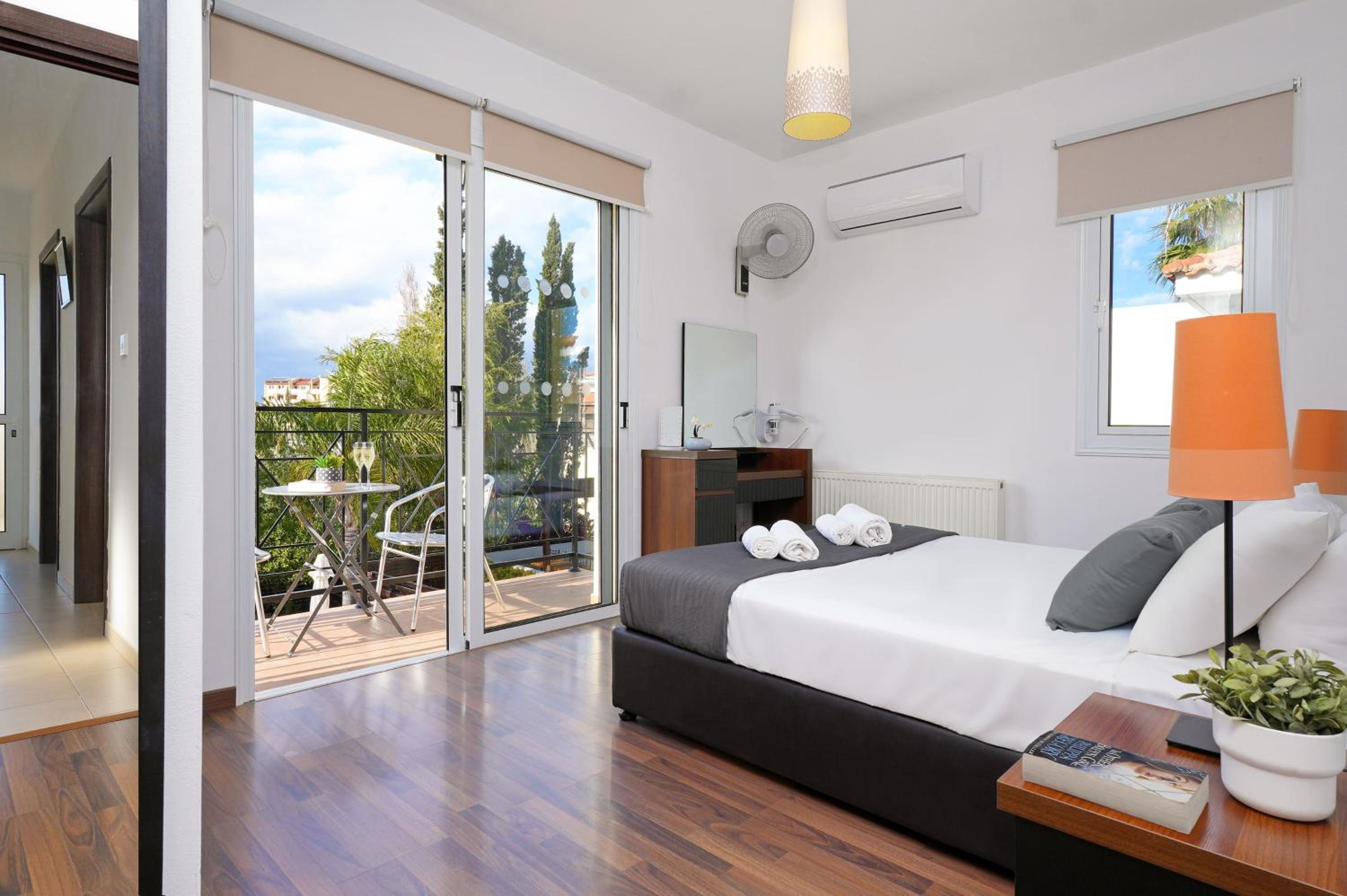 Villa Crystalia - 350m from Kalamies Beach