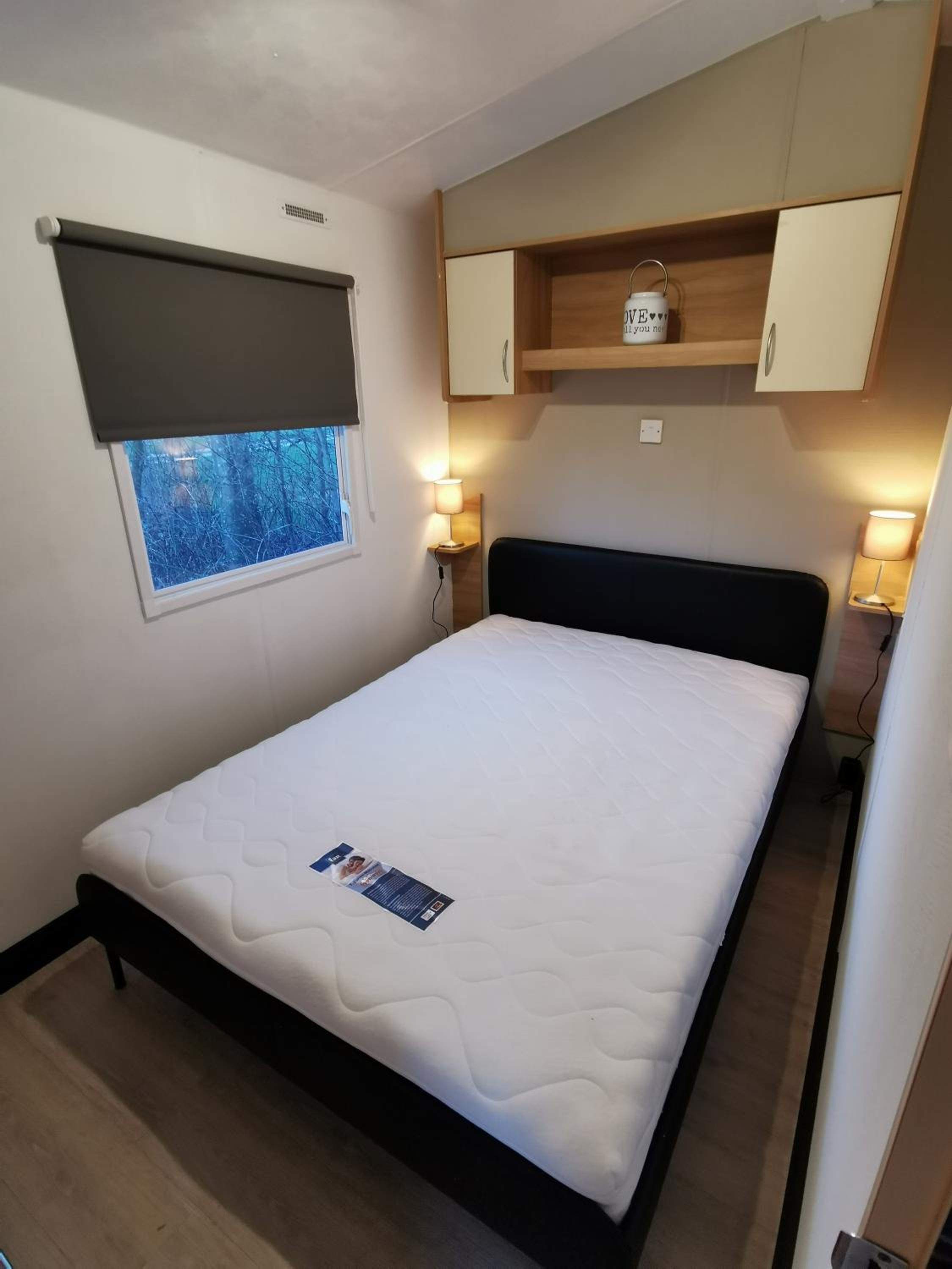 Stacaravan op 5 Sterren Vakantiepark De Kuilart Friesland aan het Meer met Zwembad 5P 116 view 4