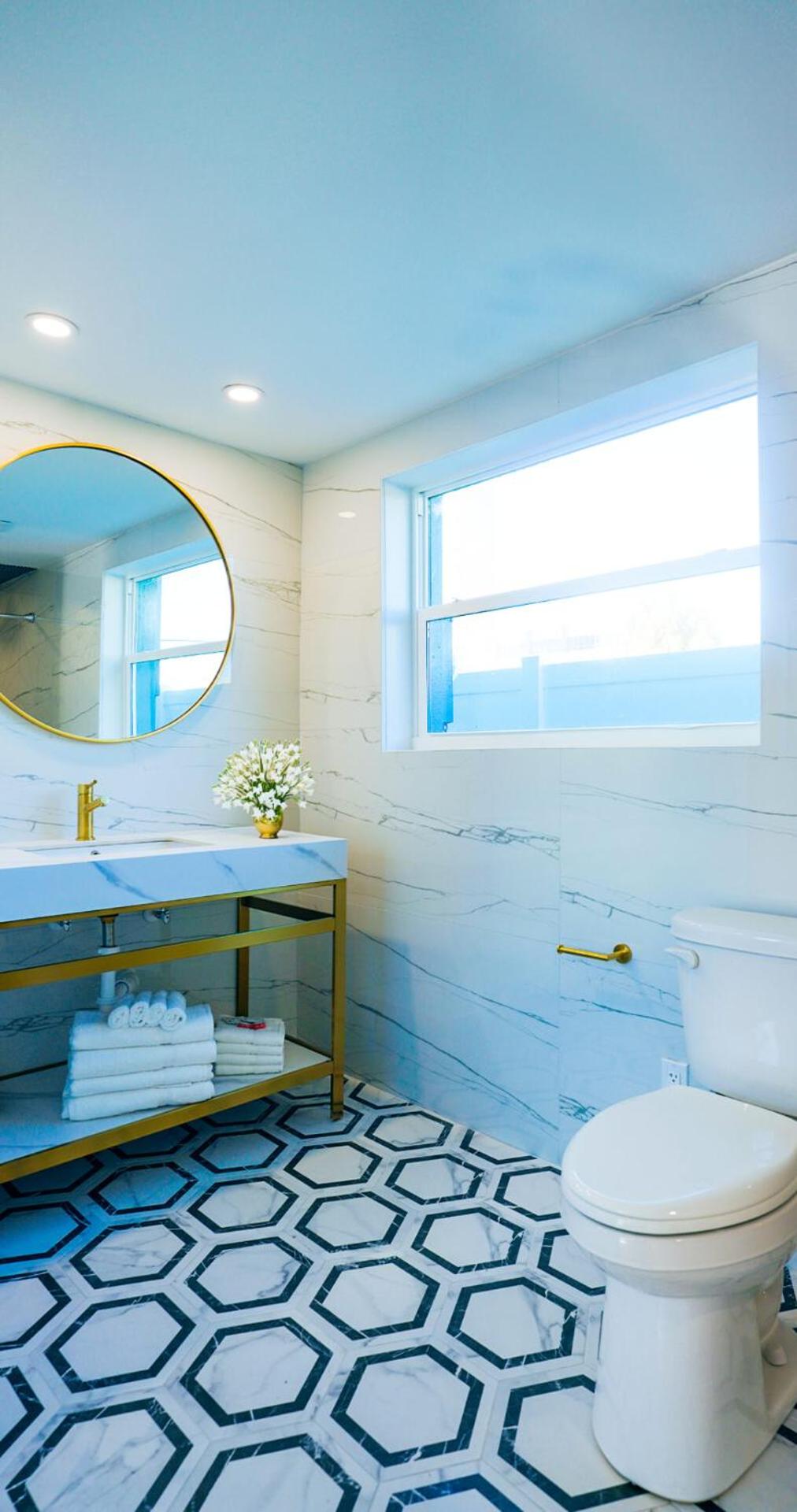 Ivory Sands Beach Suites