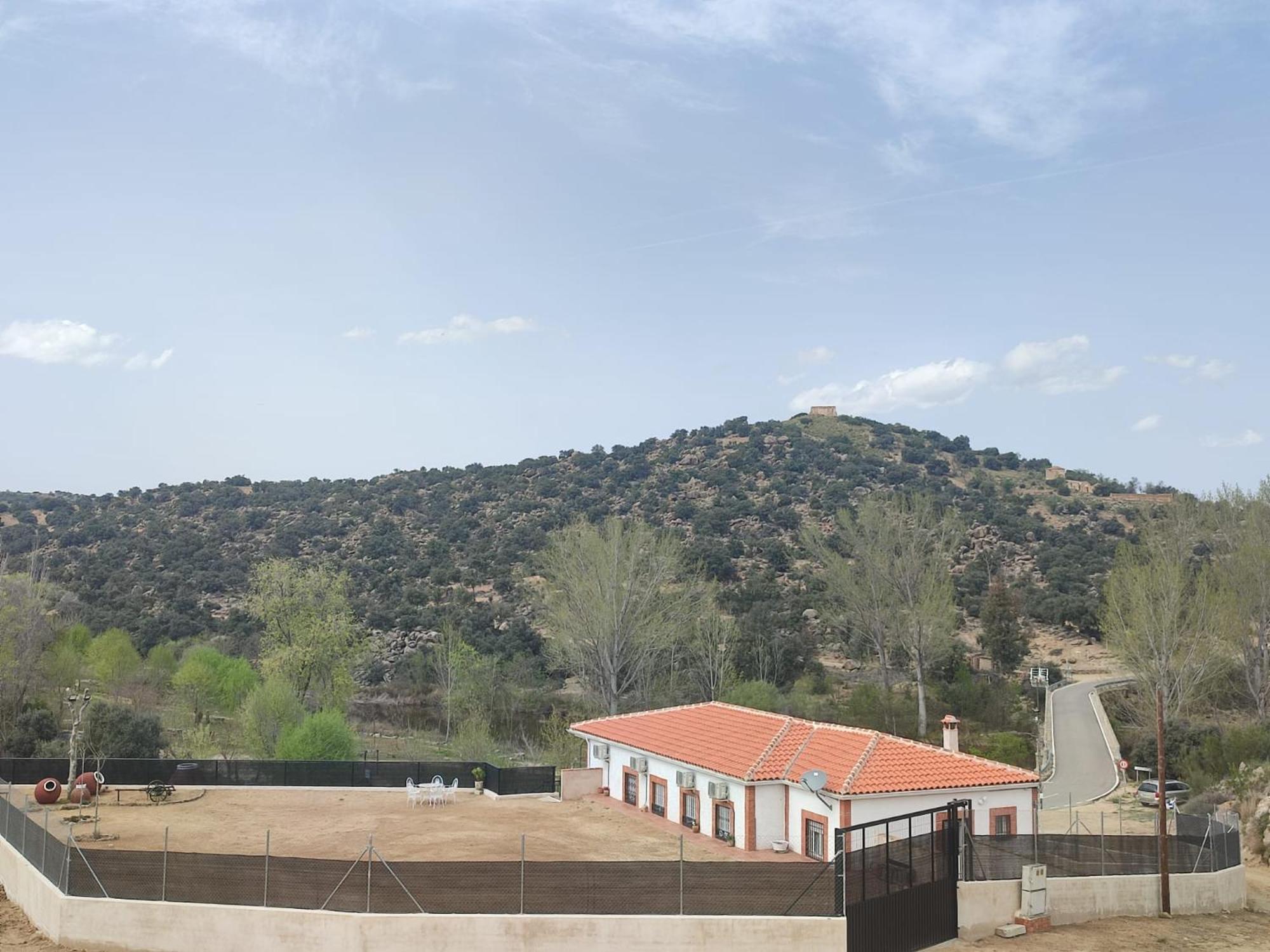 Alojamiento Turístico La Cantuérgana