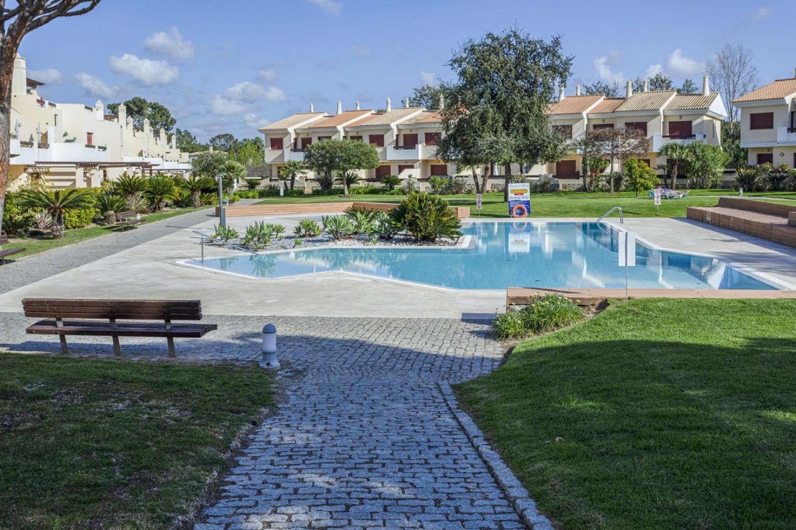 Hopstays - Vilamoura Vila Sol view 5