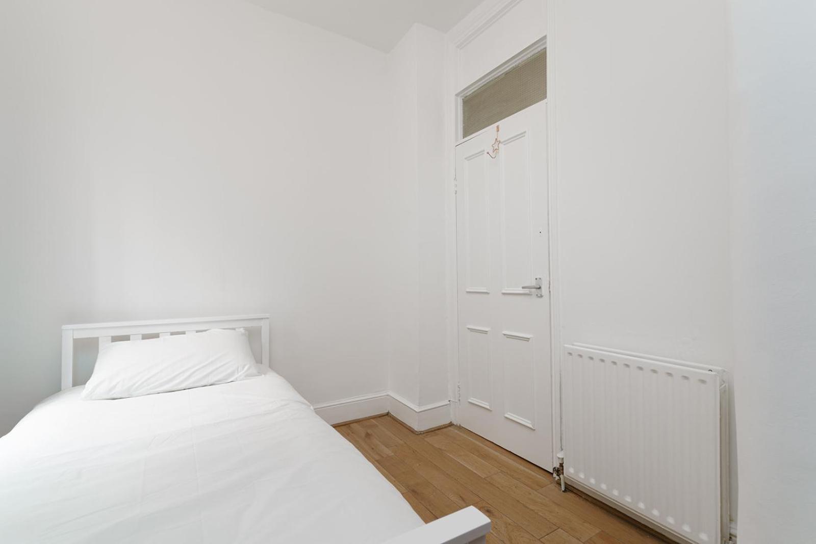 2 Bedroom Cosy London Apartment