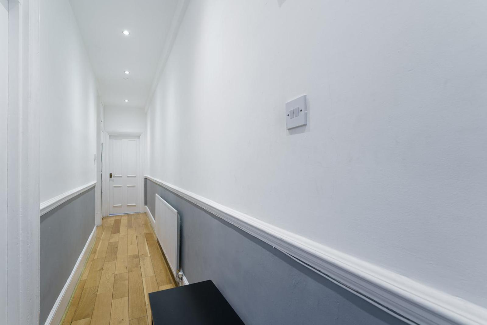 2 Bedroom Cosy London Apartment