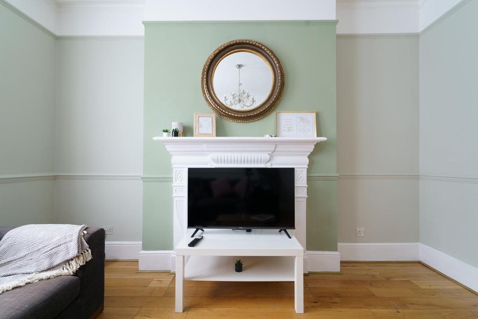 2 Bedroom Cosy London Apartment