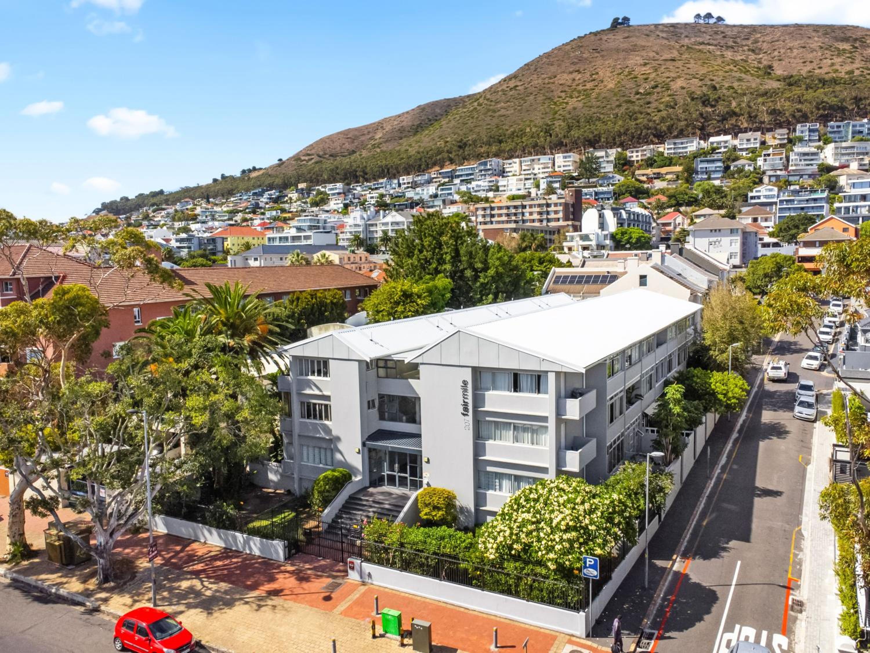 Fairmile Urban Oasis