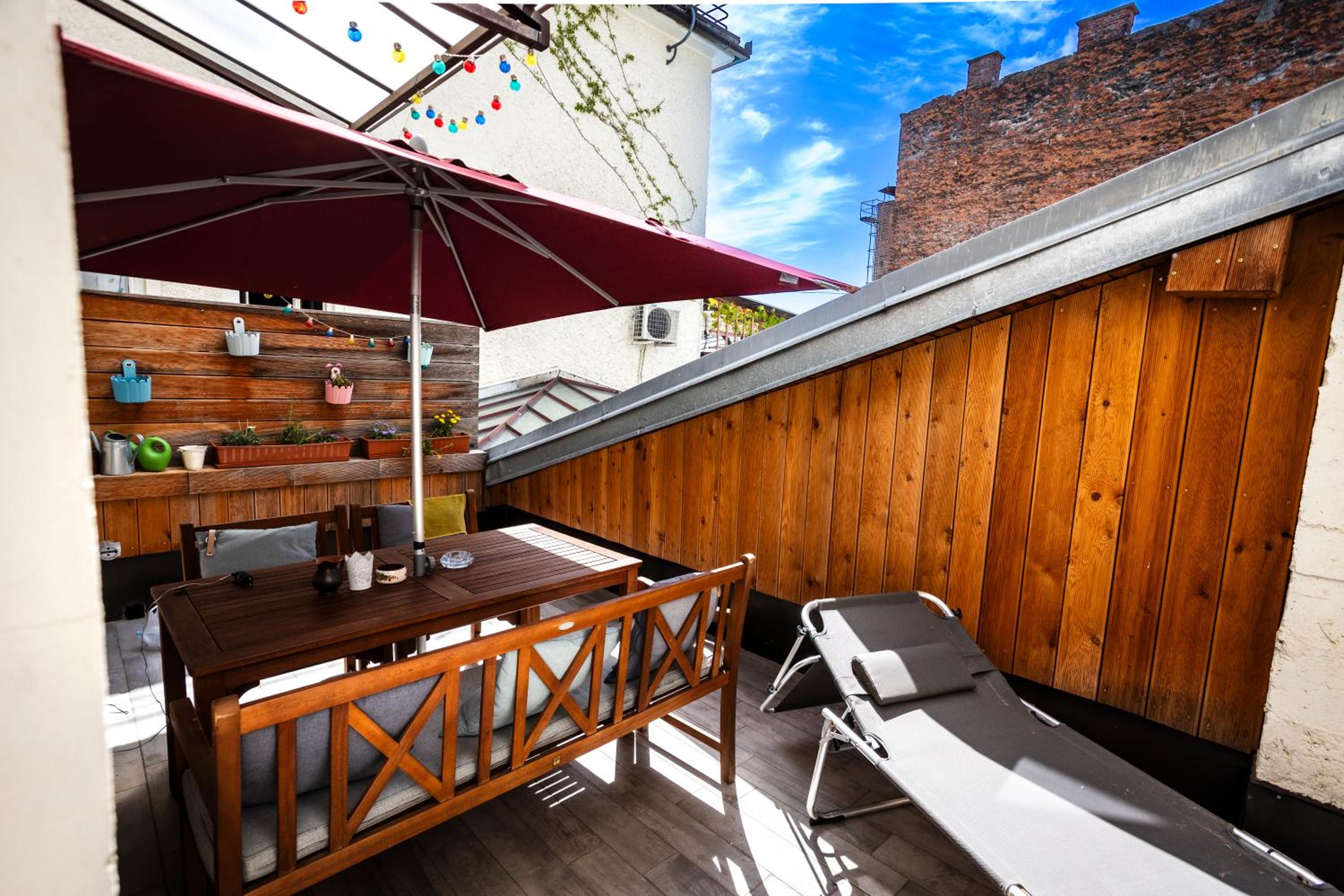 Cozy apartment in heart of Maribor / big terrace view 2