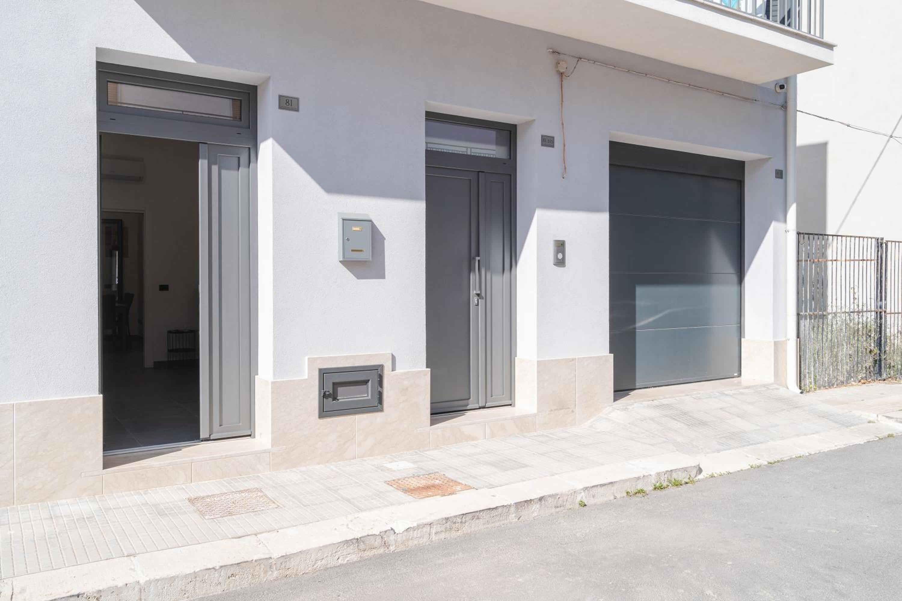 Erre House