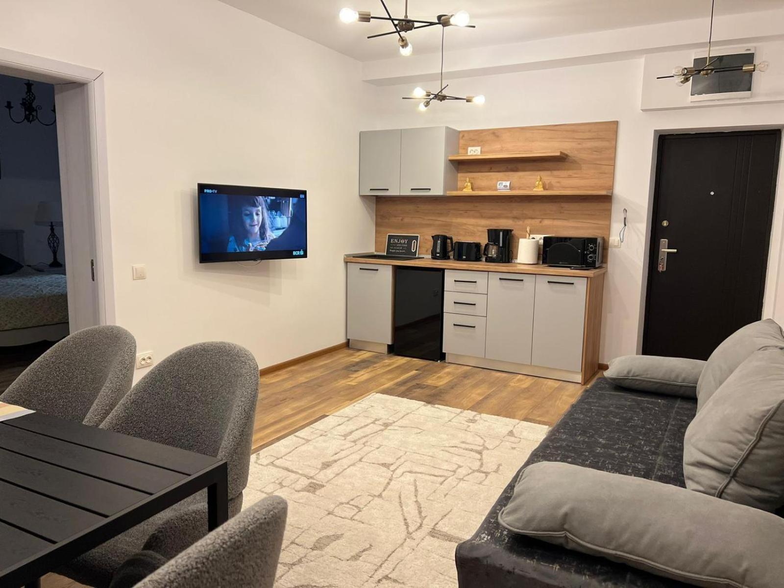 Zefir Apartments