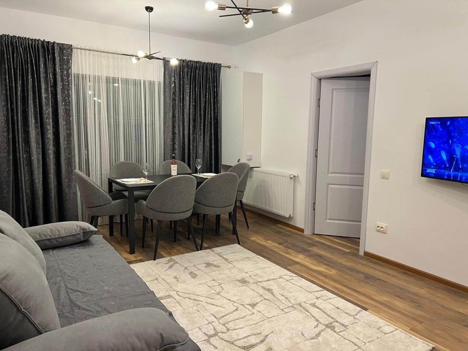 Zefir Apartments