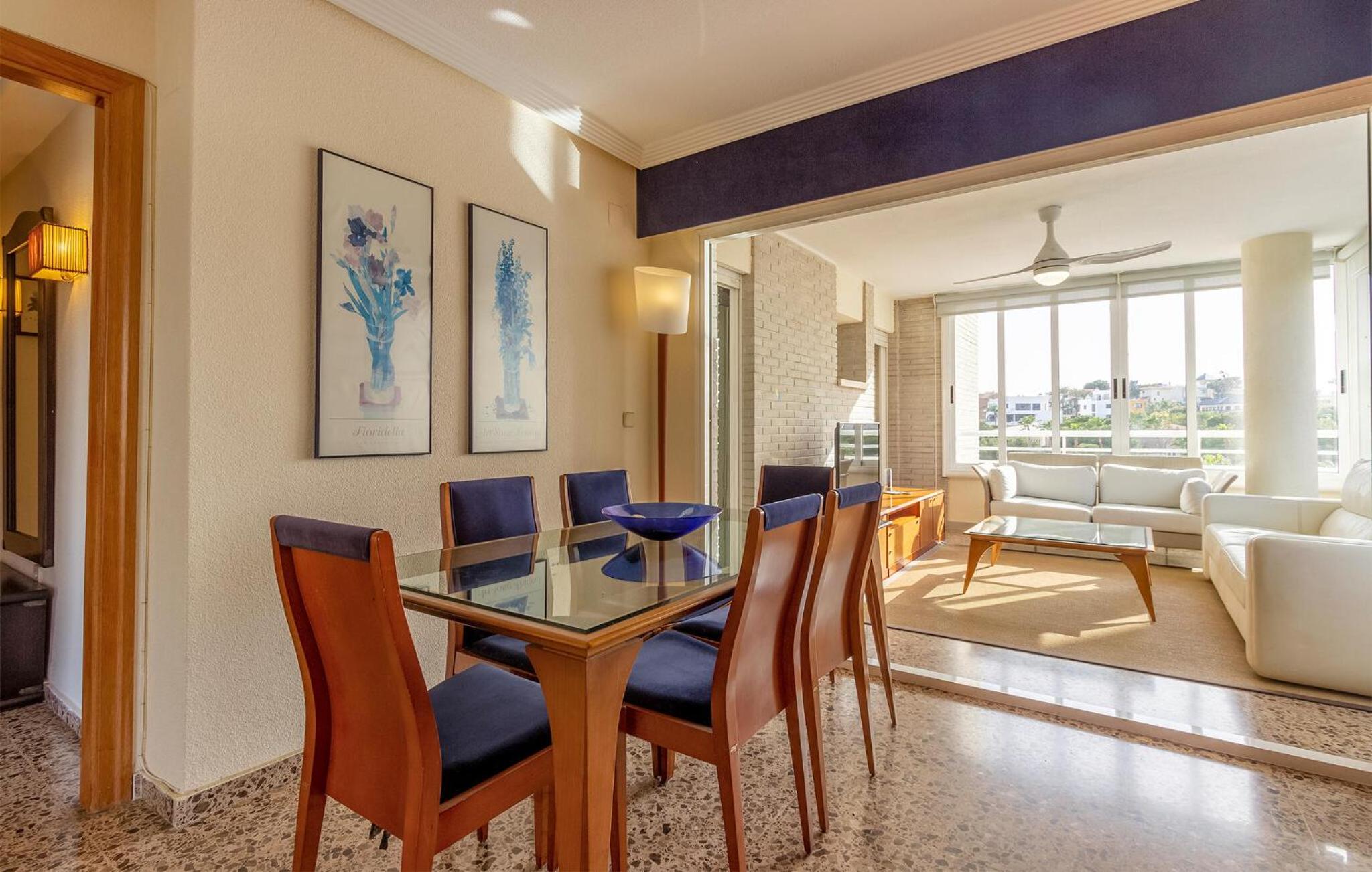 Lovely Apartment In Alacant With Wifi
