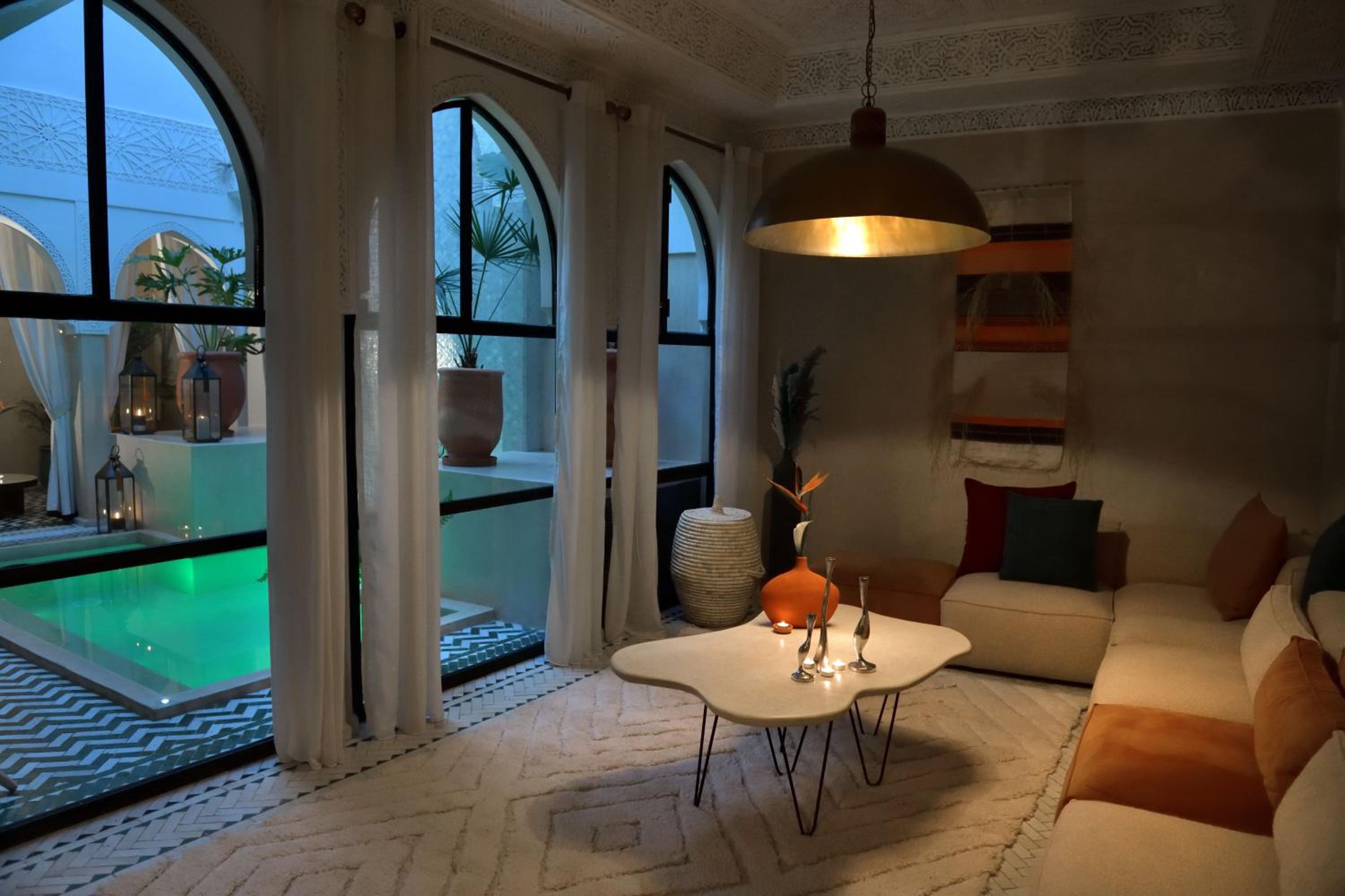 lounge