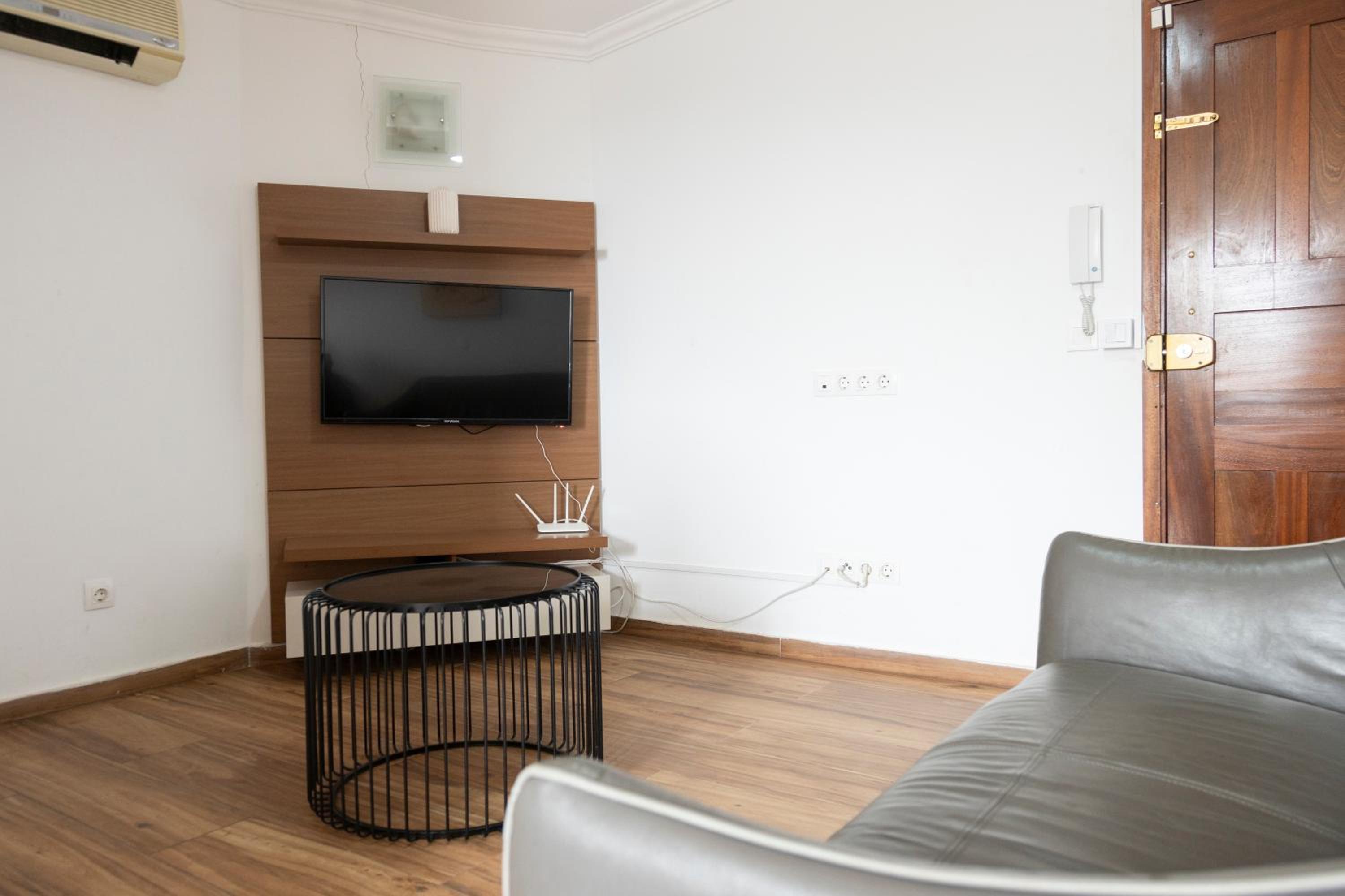 City Center Charm: 1-bdr apt in Palmarejo - LCGR