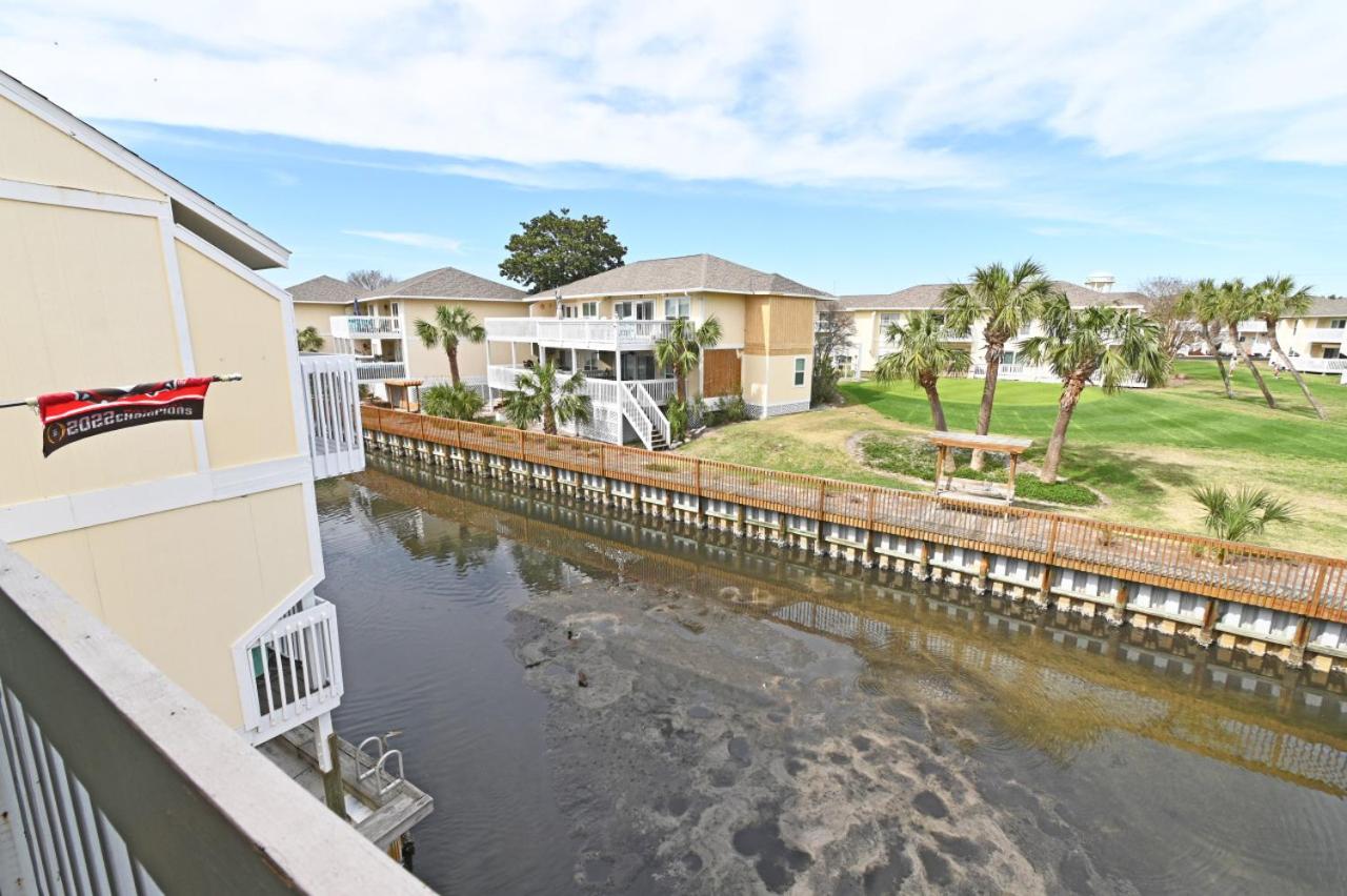Sandpiper Cove Unit 3205 Two Bedroom On The Canal view 3