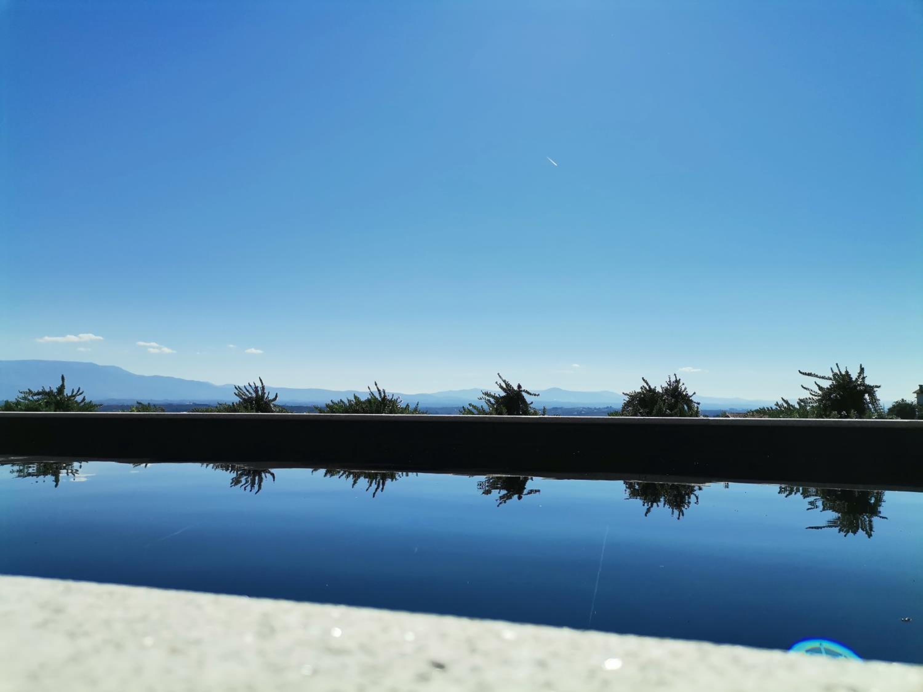Photo 100