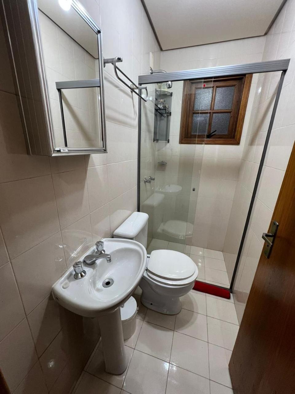 Apartamento 4 dormitórios no coração de Gramado
