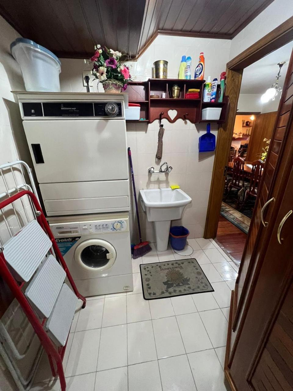 Apartamento 4 dormitórios no coração de Gramado