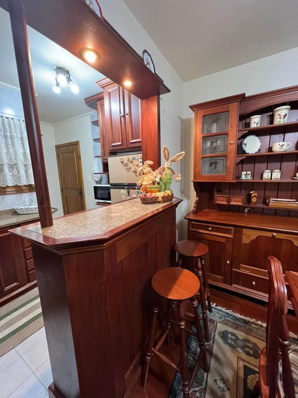 Apartamento 4 dormitórios no coração de Gramado