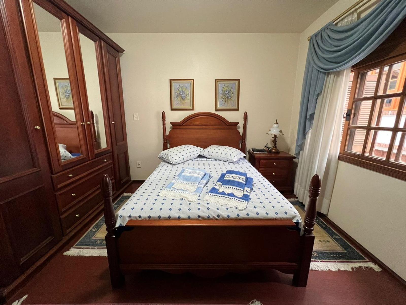 Apartamento 4 dormitórios no coração de Gramado
