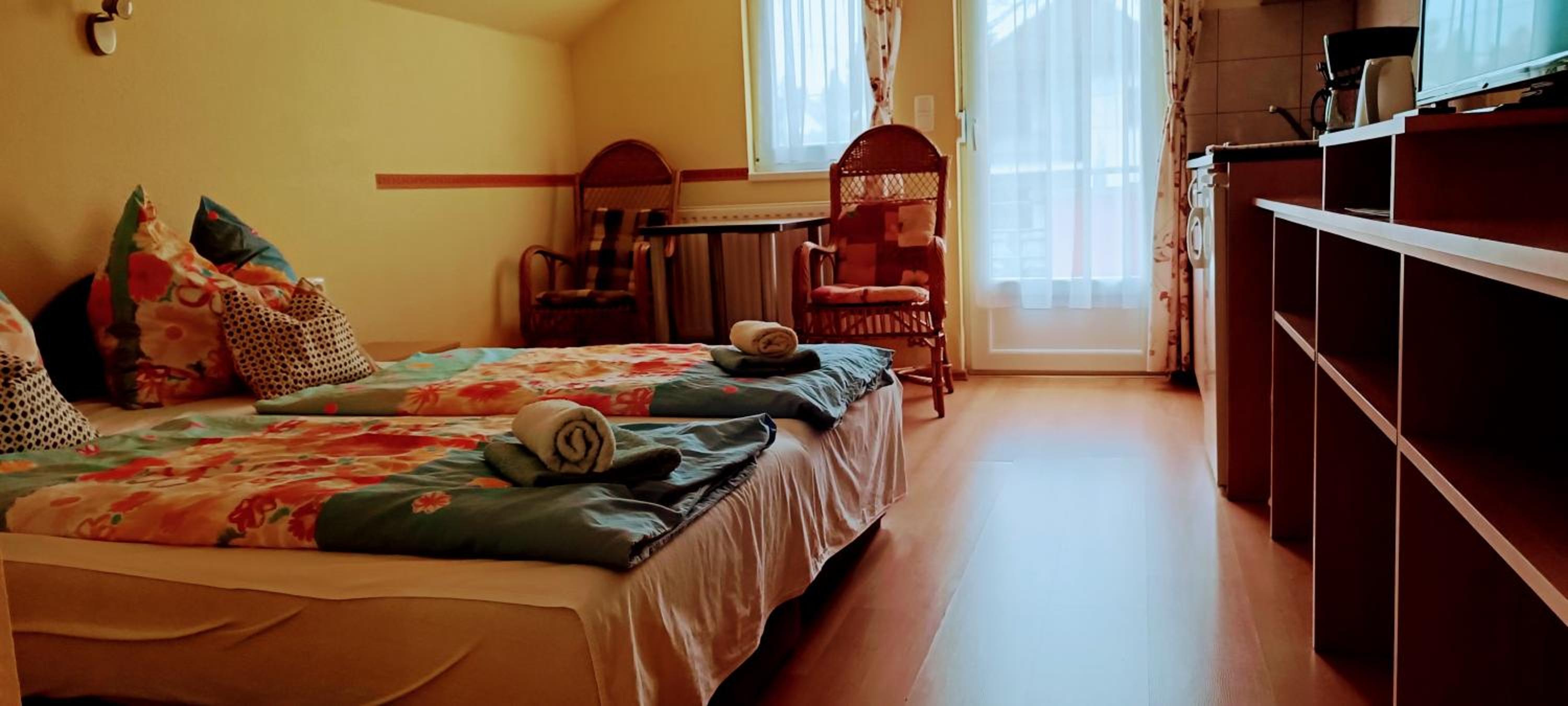 Photo 42