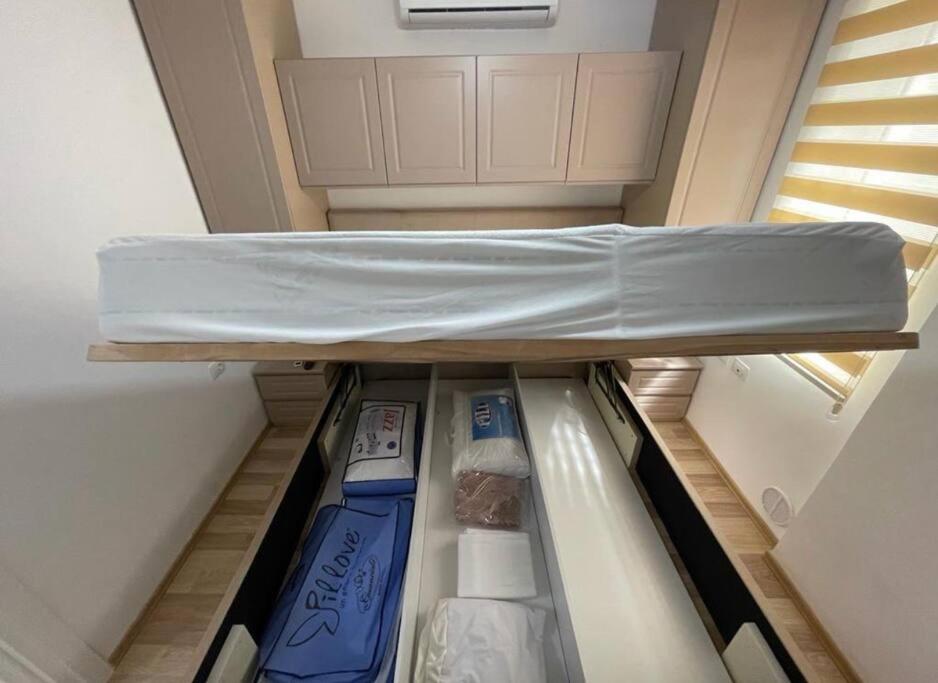P&L Seaside Luxurious Apartament