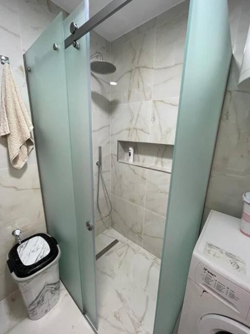 P&L Seaside Luxurious Apartament